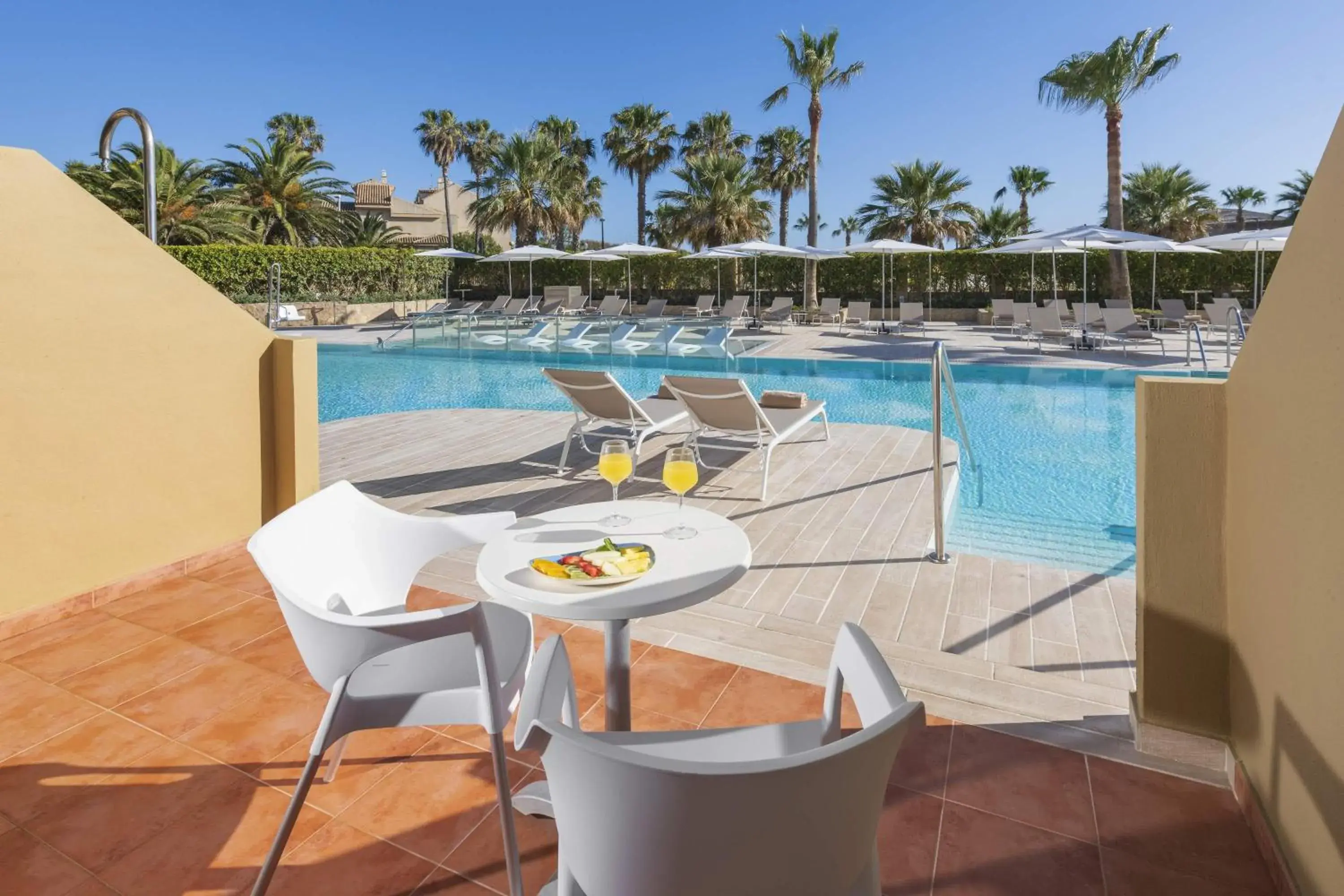 Exclusive Double Room (2 Adults) in Elba Costa Ballena Beach & Thalasso Resort