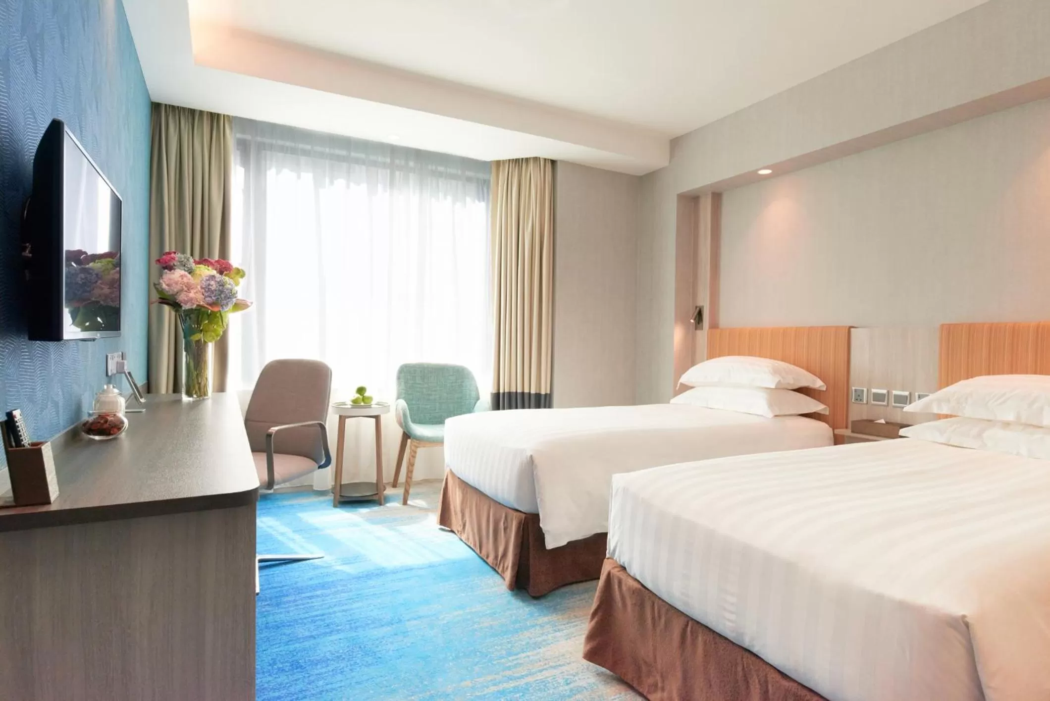 Evening entertainment, Bed in Wharney Hotel