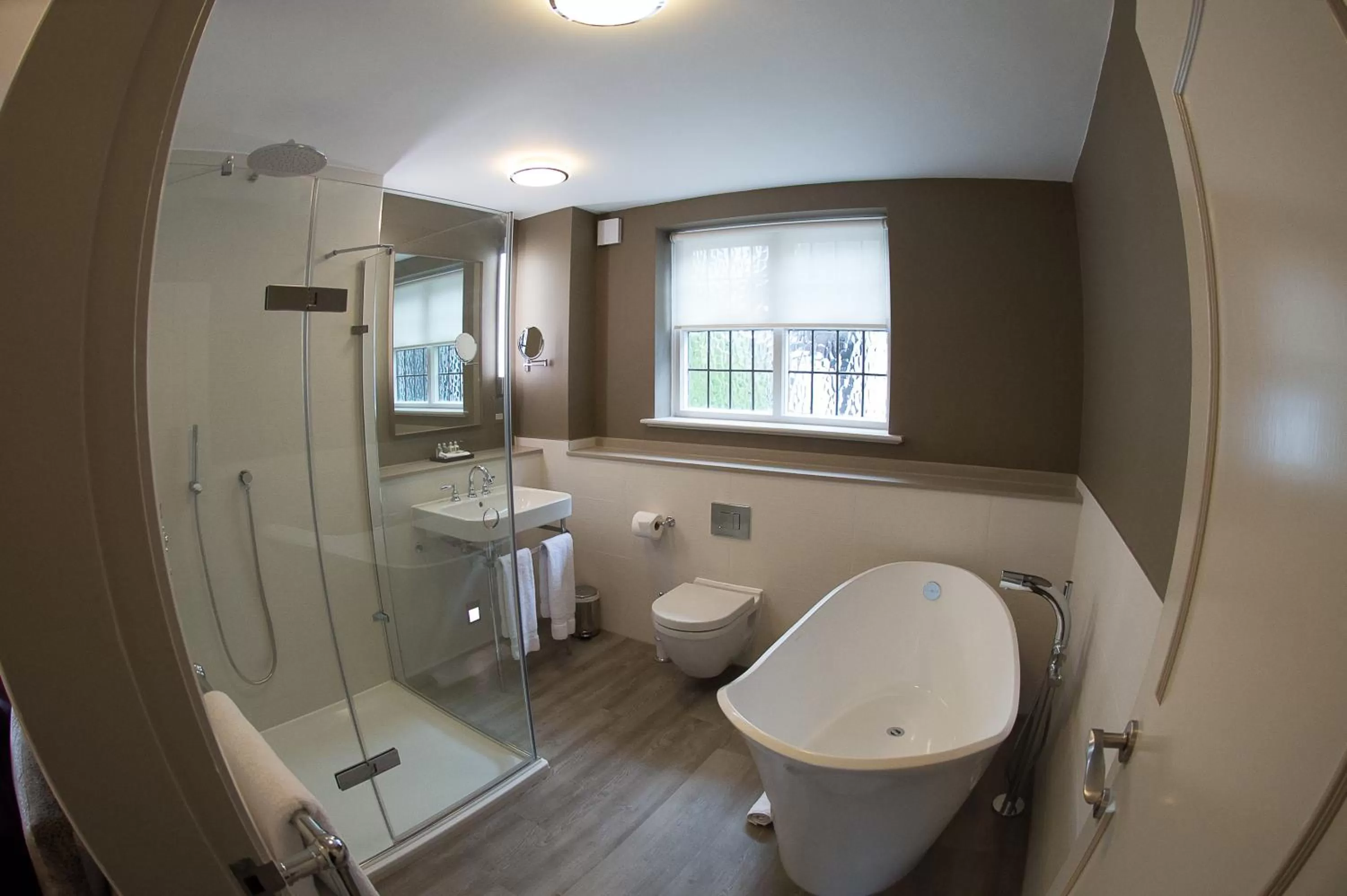 Bathroom in Hogarths Stone Manor