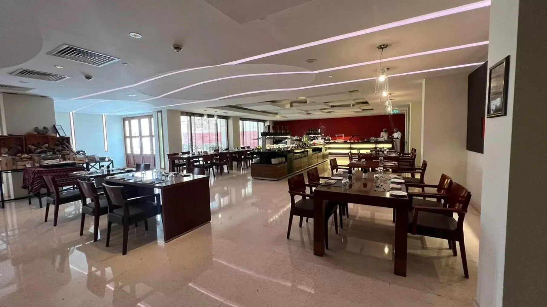 Restaurant/Places to Eat in Crowne Plaza Sohar, an IHG Hotel