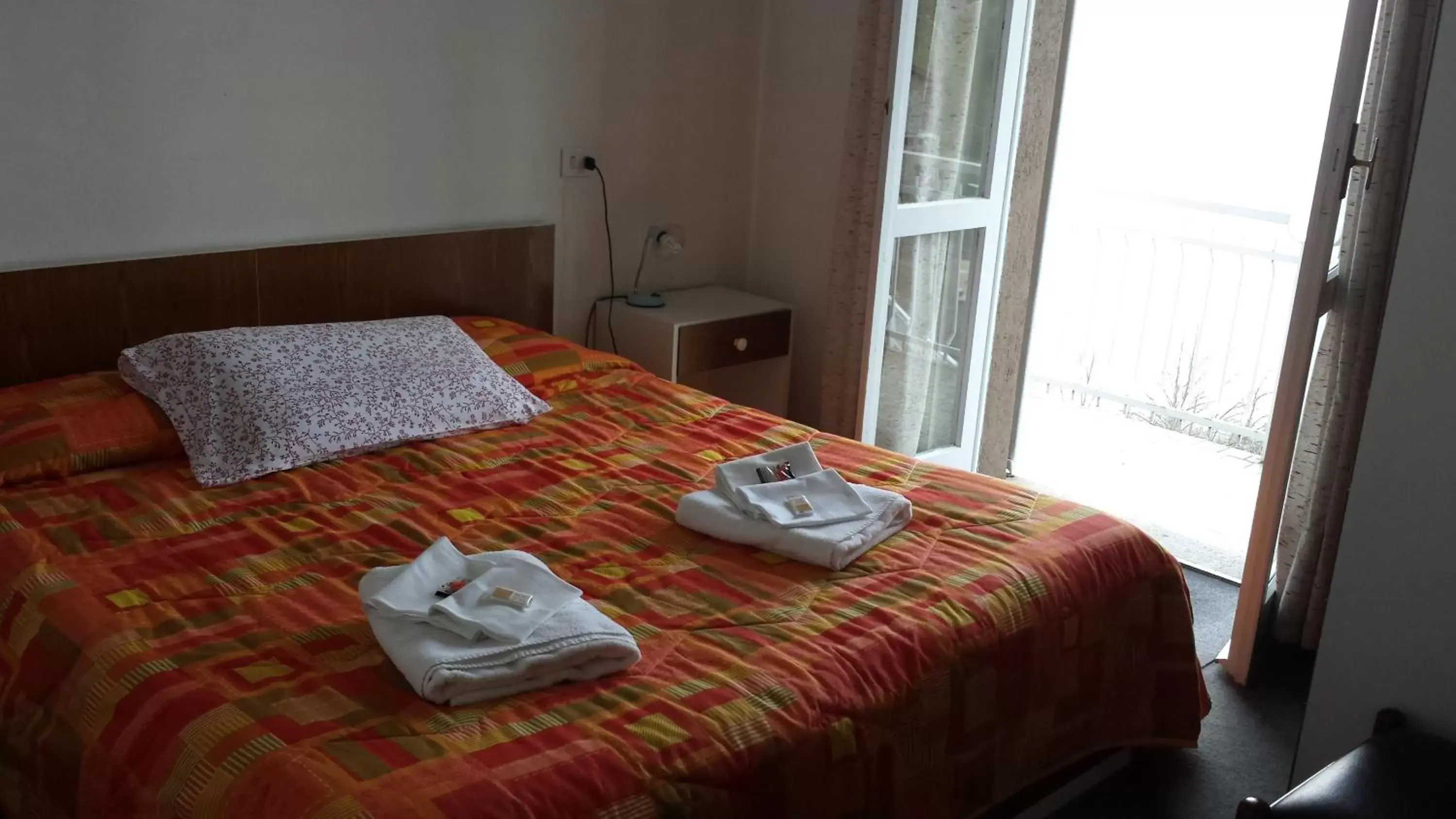 Bedroom, Bed in Hotel Mirabeau