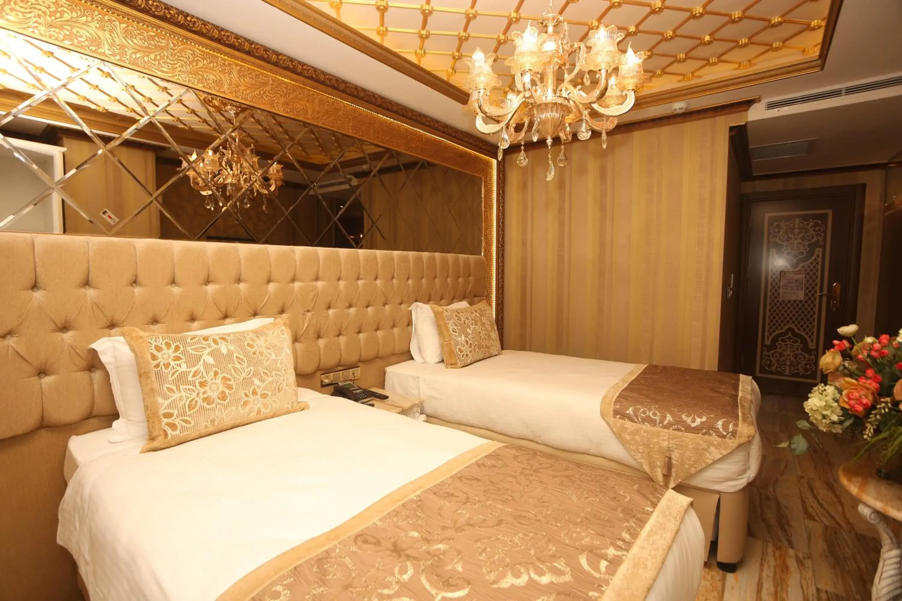 Winter, Bed in Laleli Blue Marmaray Hotel