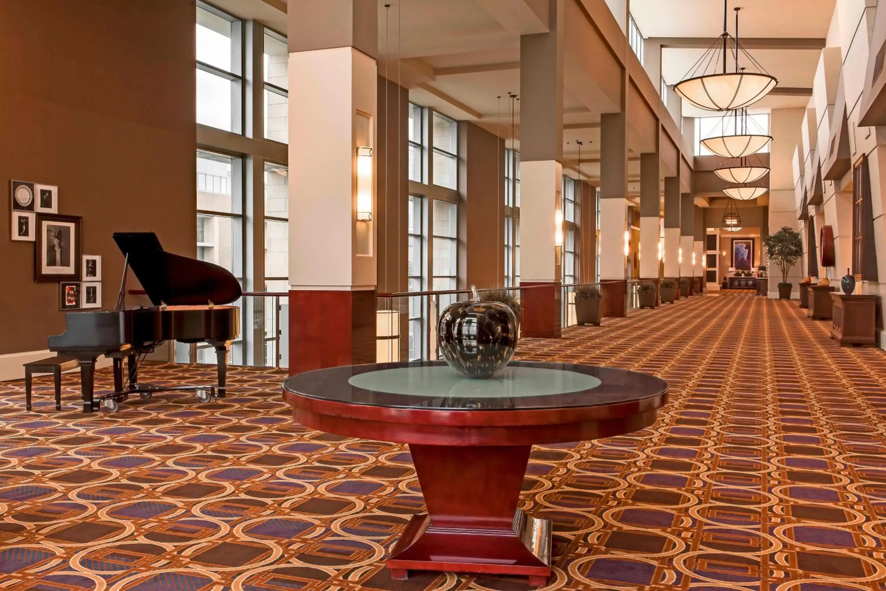 Meeting/conference room, Seating Area in Sheraton Overland Park Hotel at the Convention Center