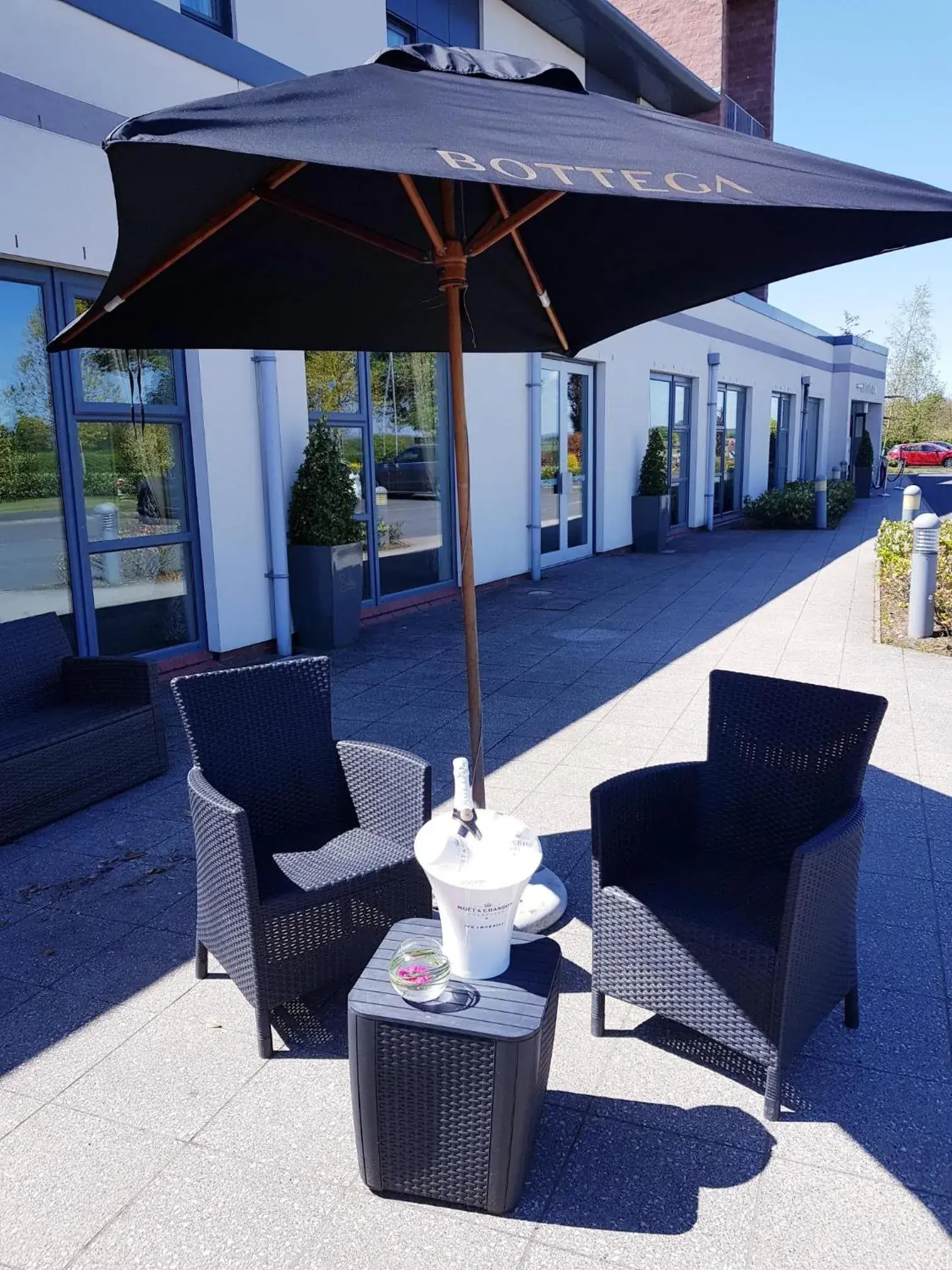 Lounge or bar, Patio/Outdoor Area in Smiths At Gretna Green Hotel