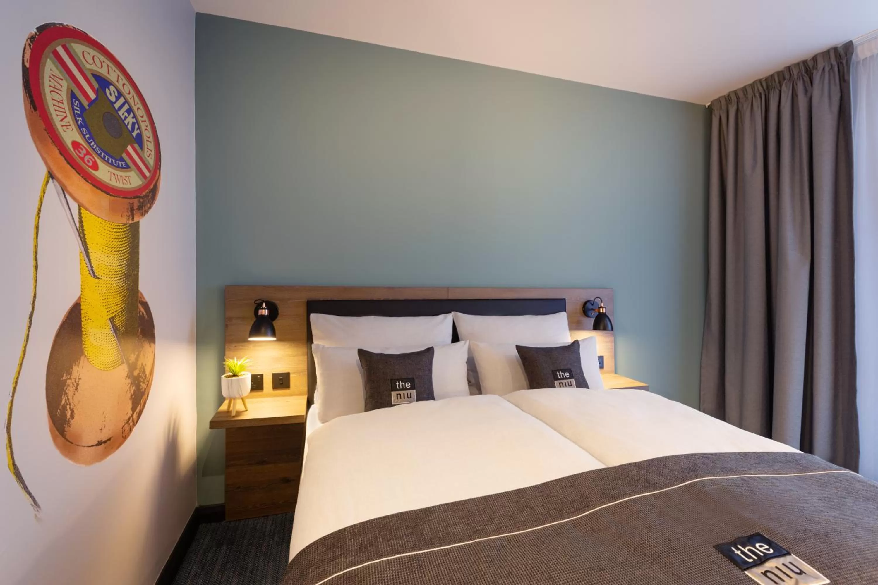 Bed in Holiday Inn - the niu, Loom Manchester North by IHG