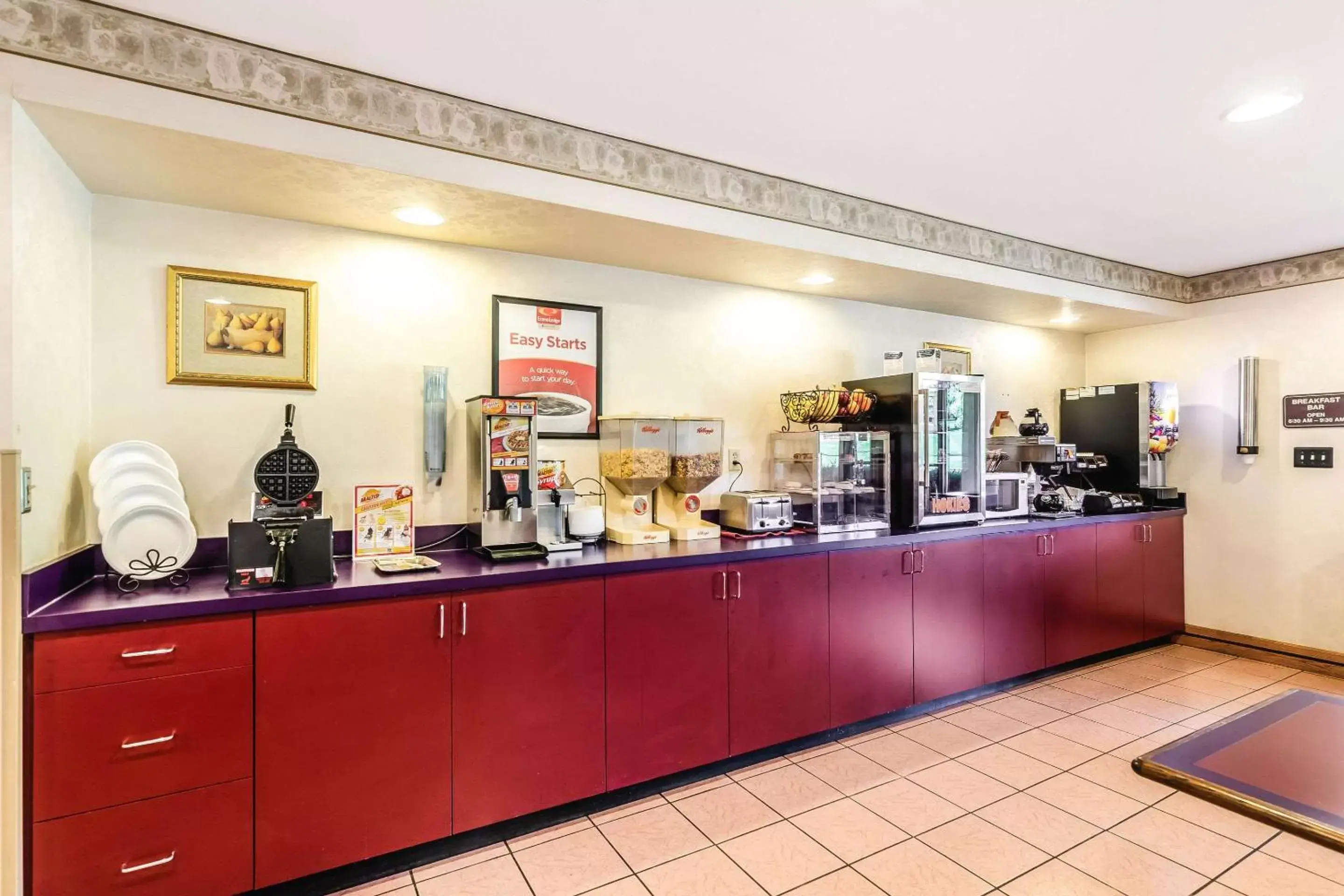 Restaurant/Places to Eat in Econo Lodge Christiansburg-Blacksburg I-81