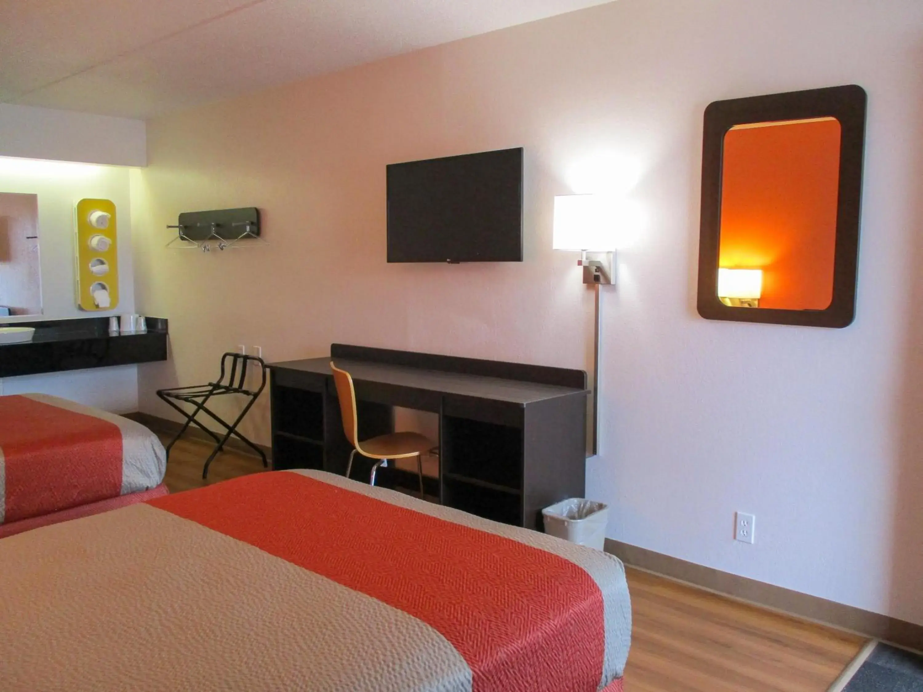 TV/Entertainment Center in Motel 6-Memphis, TN - Downtown