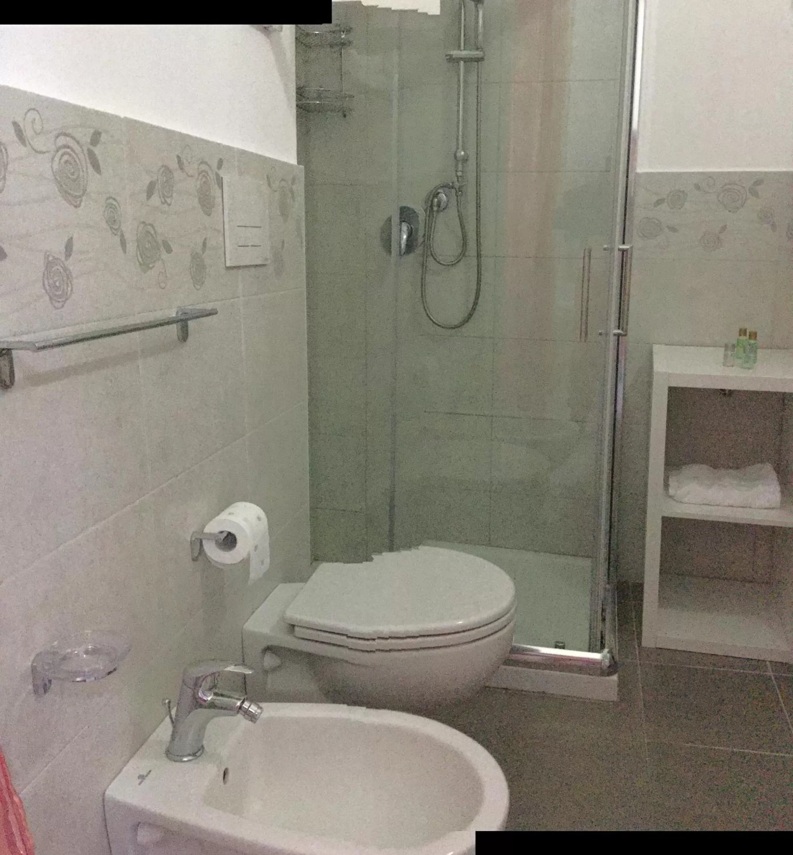 Bathroom in Crispi Accomodation B&B