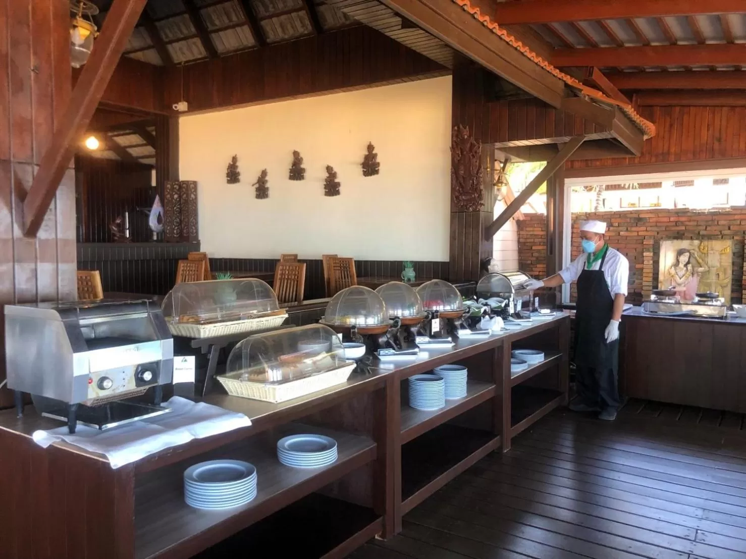 Restaurant/places to eat in Khaolak Palm Beach Resort