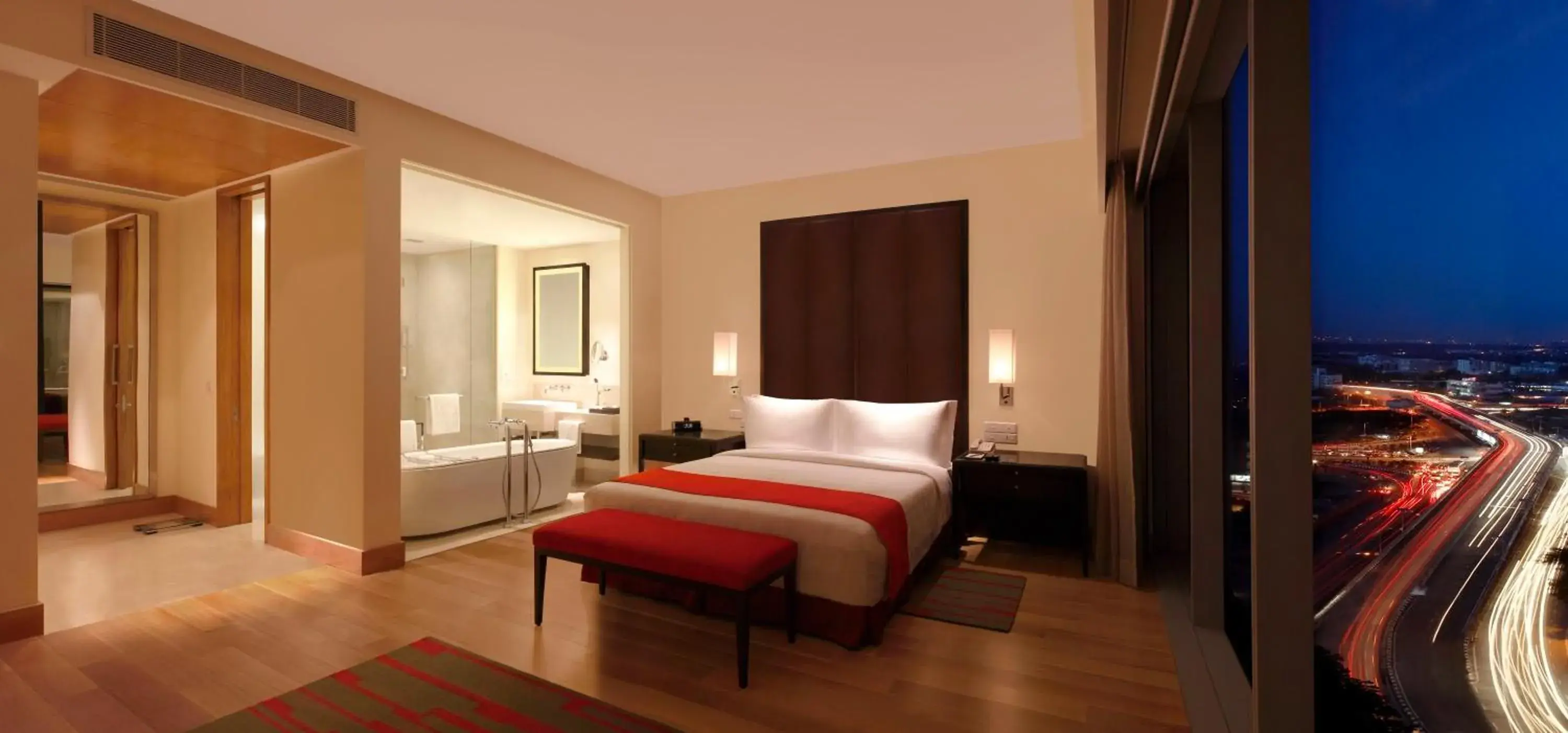 Photo of the whole room, Bed in Trident Hyderabad Photo of the whole room, Bed in Trident Hyderabad