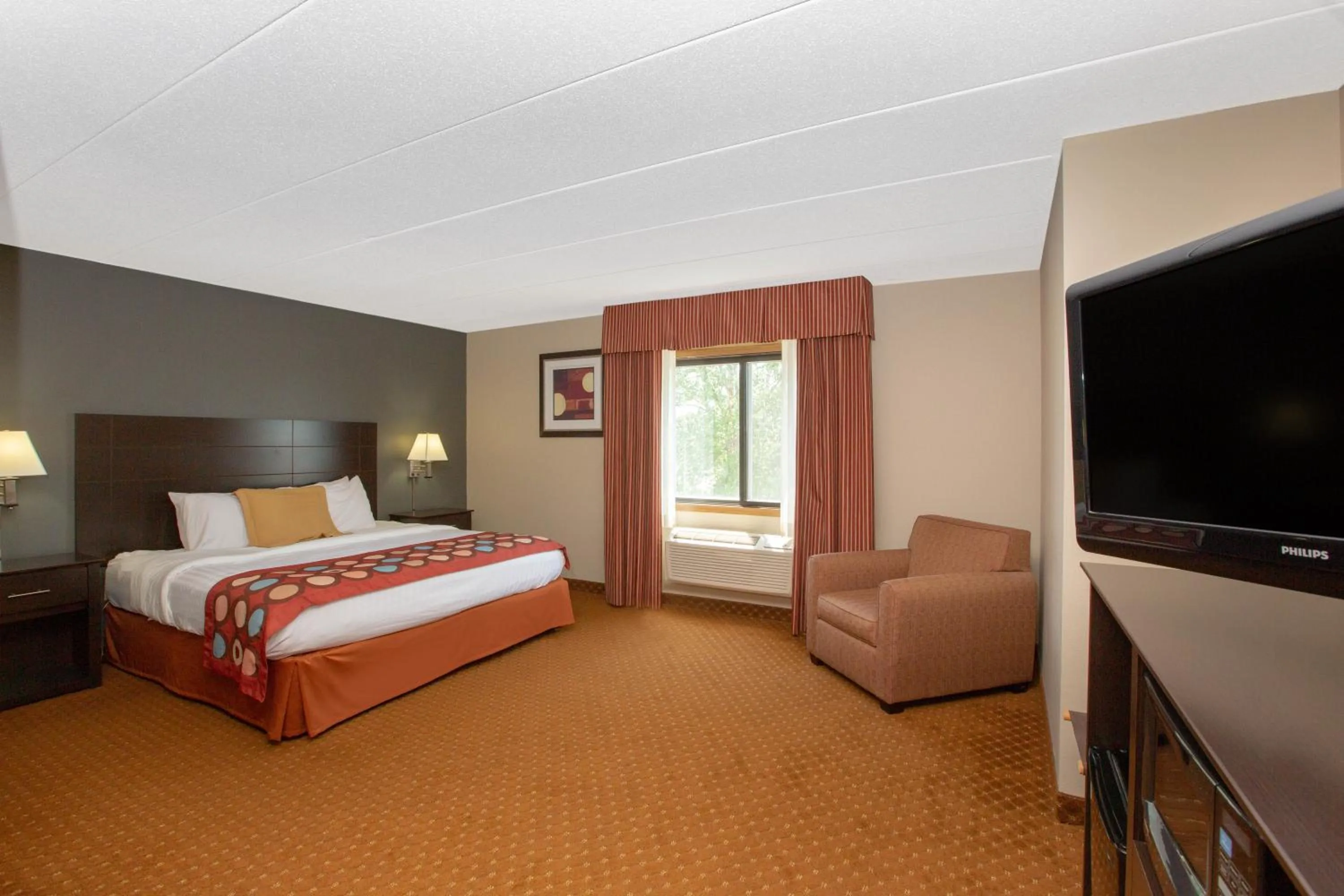 Photo of the whole room, Bed in AmericInn by Wyndham Coralville