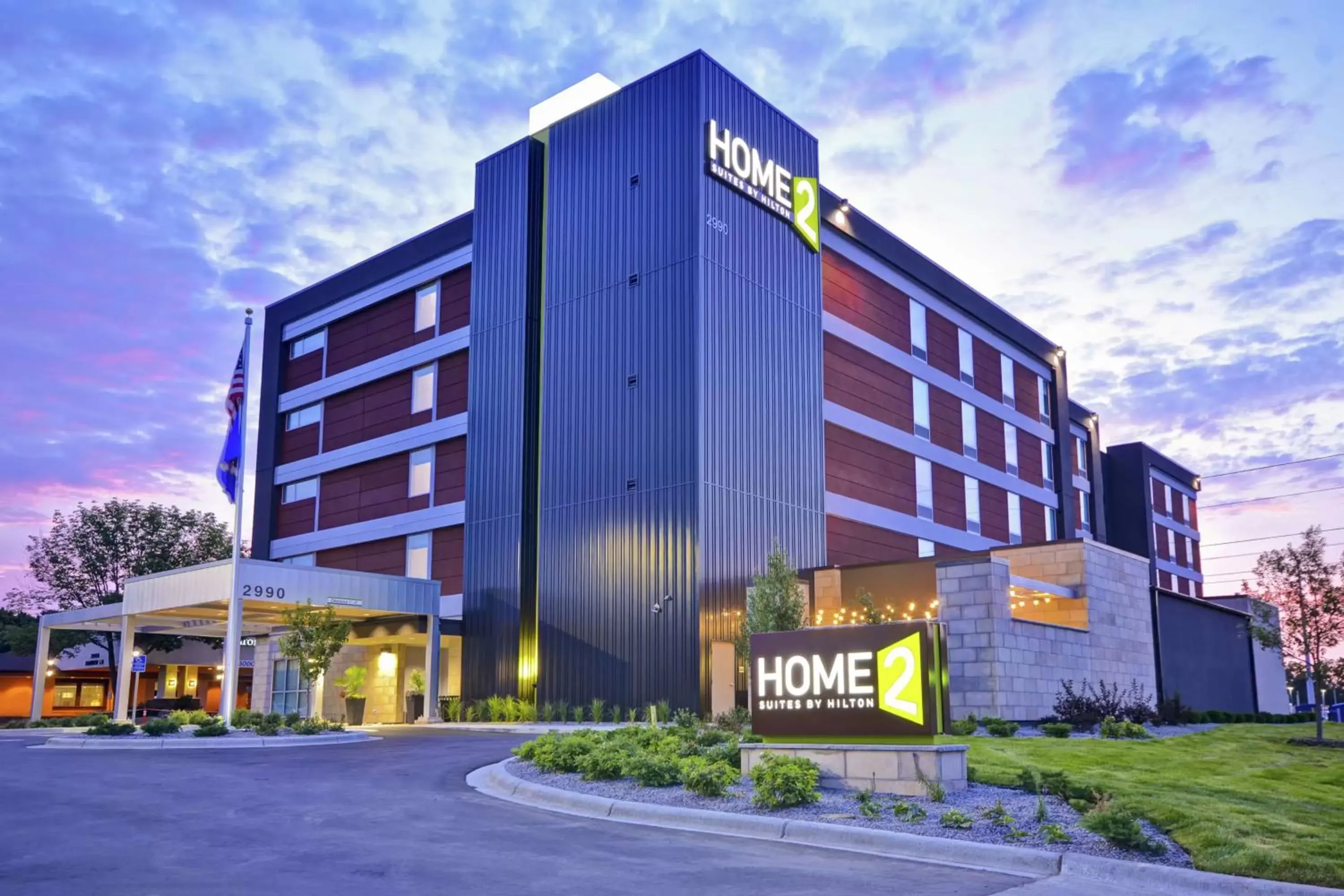 Property Building in Home2 Suites By Hilton Plymouth Minneapolis