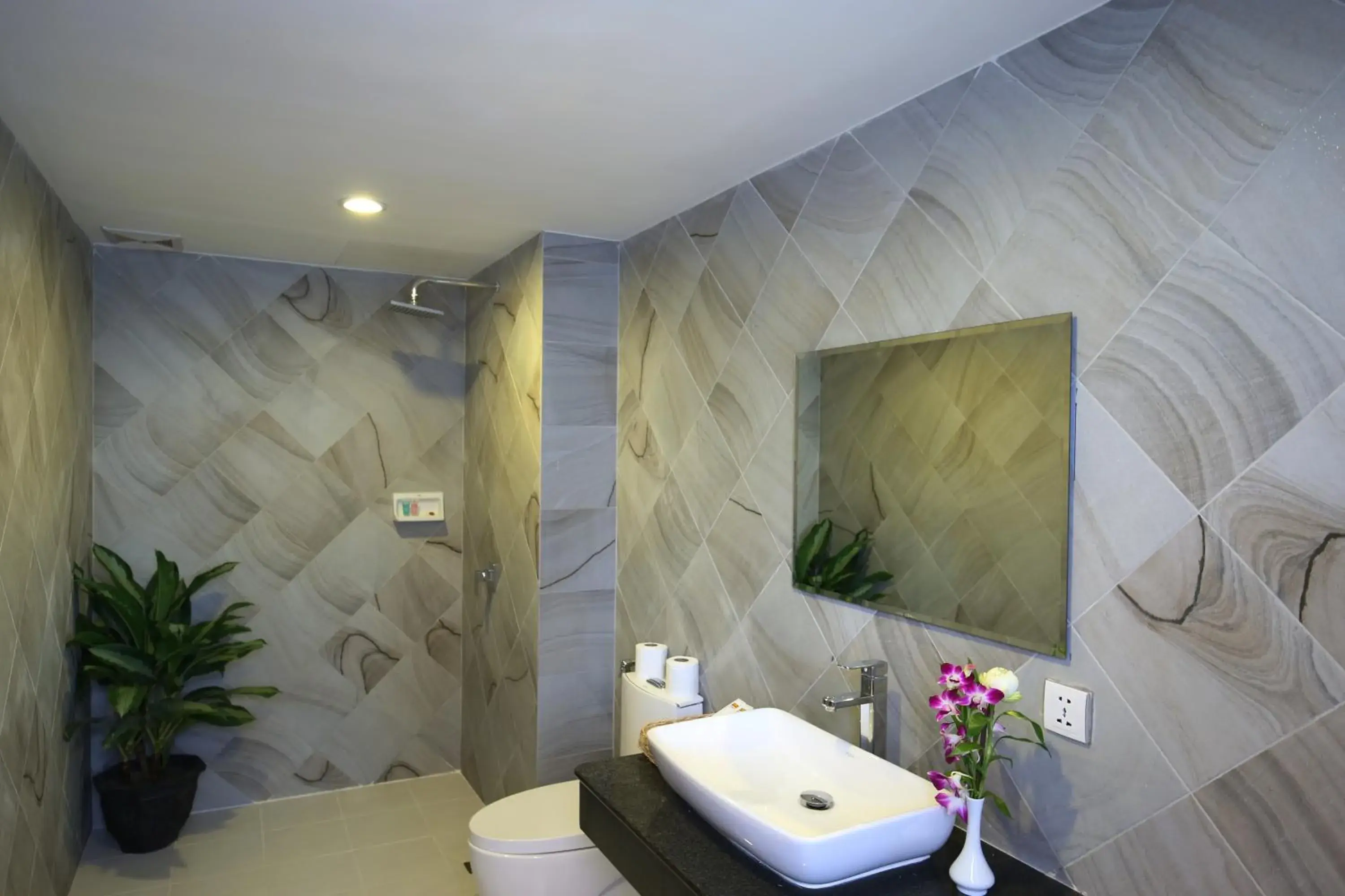 Photo of the whole room, Bathroom in Holy Angkor Hotel
