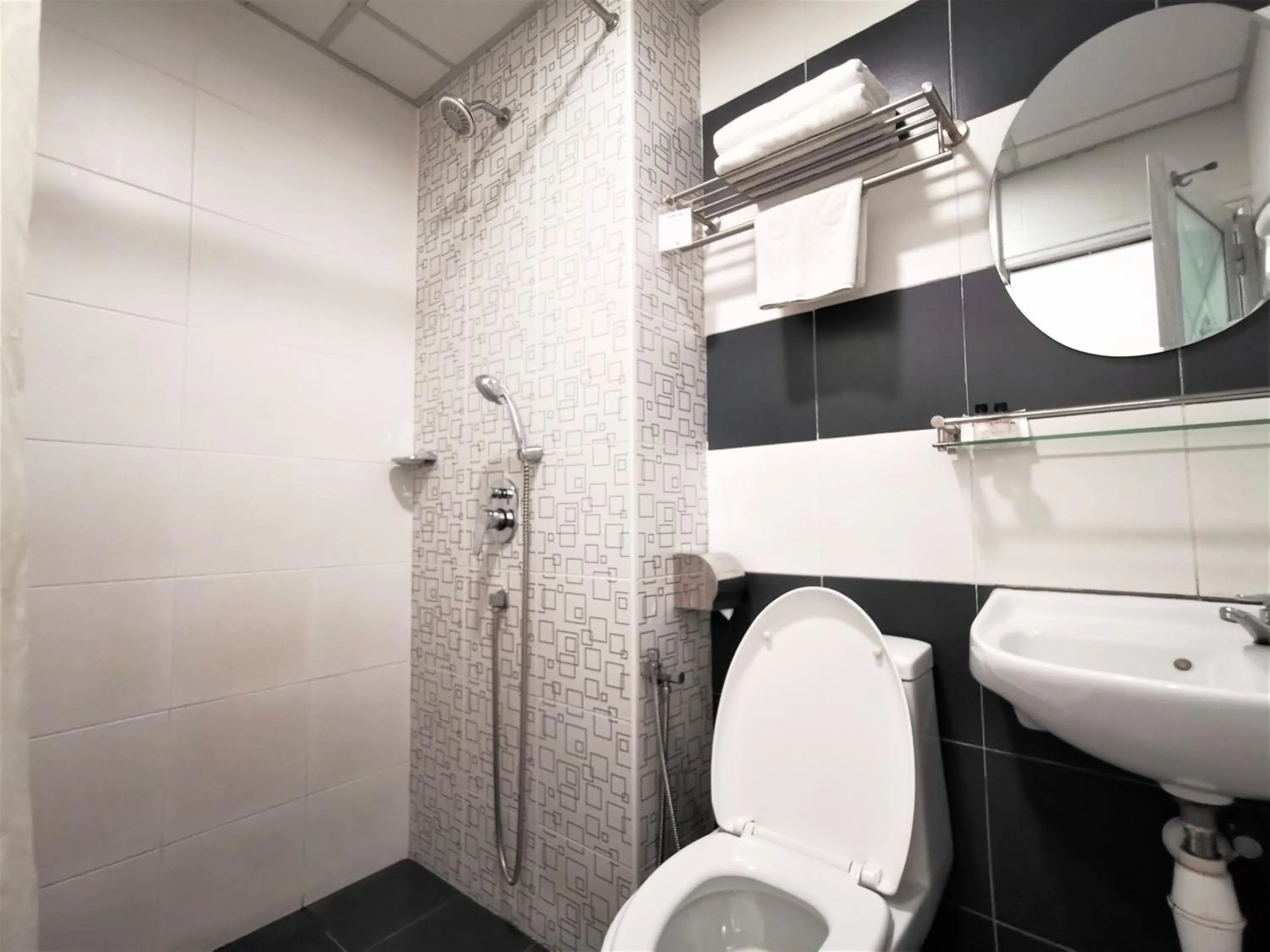 Shower in Koho Hotel - Johor Bahru