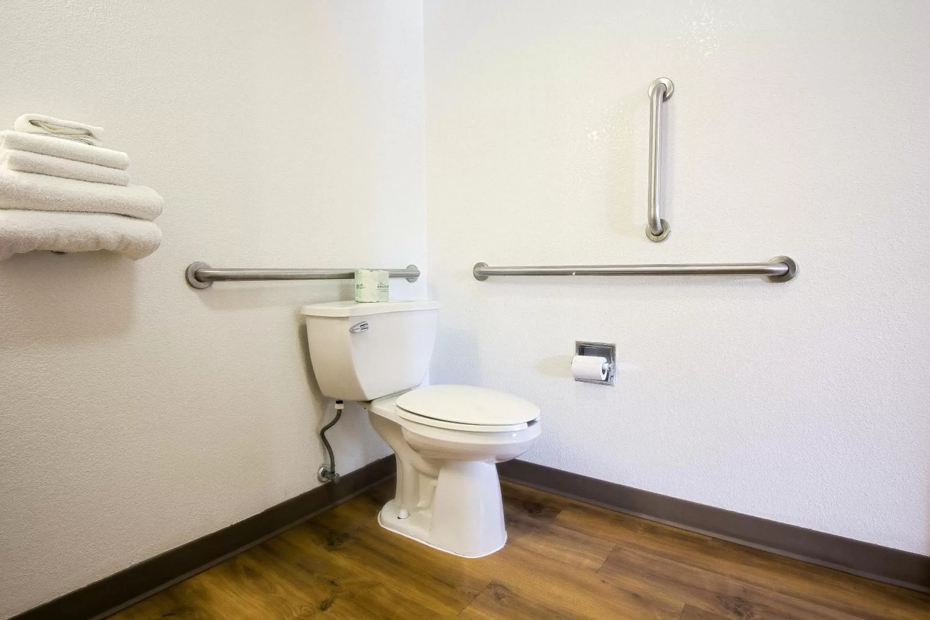 Toilet, Bathroom in Motel 6-East Brunswick, NJ