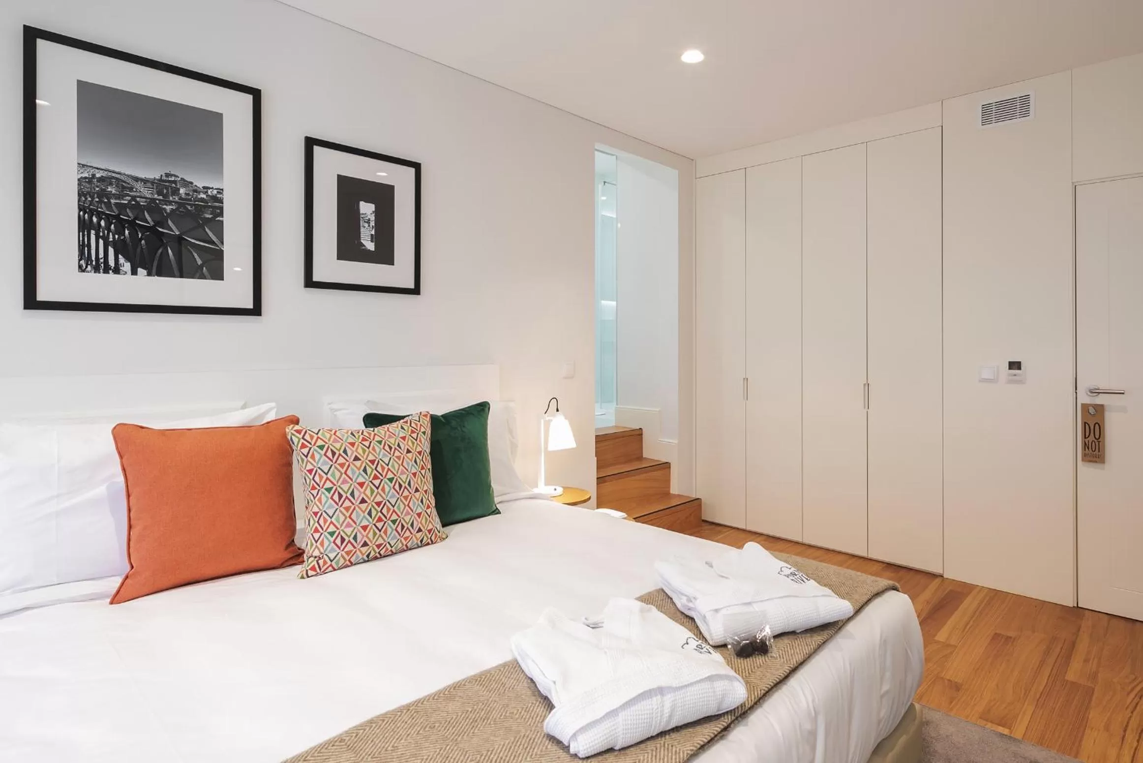 Bed in Porto River Infante