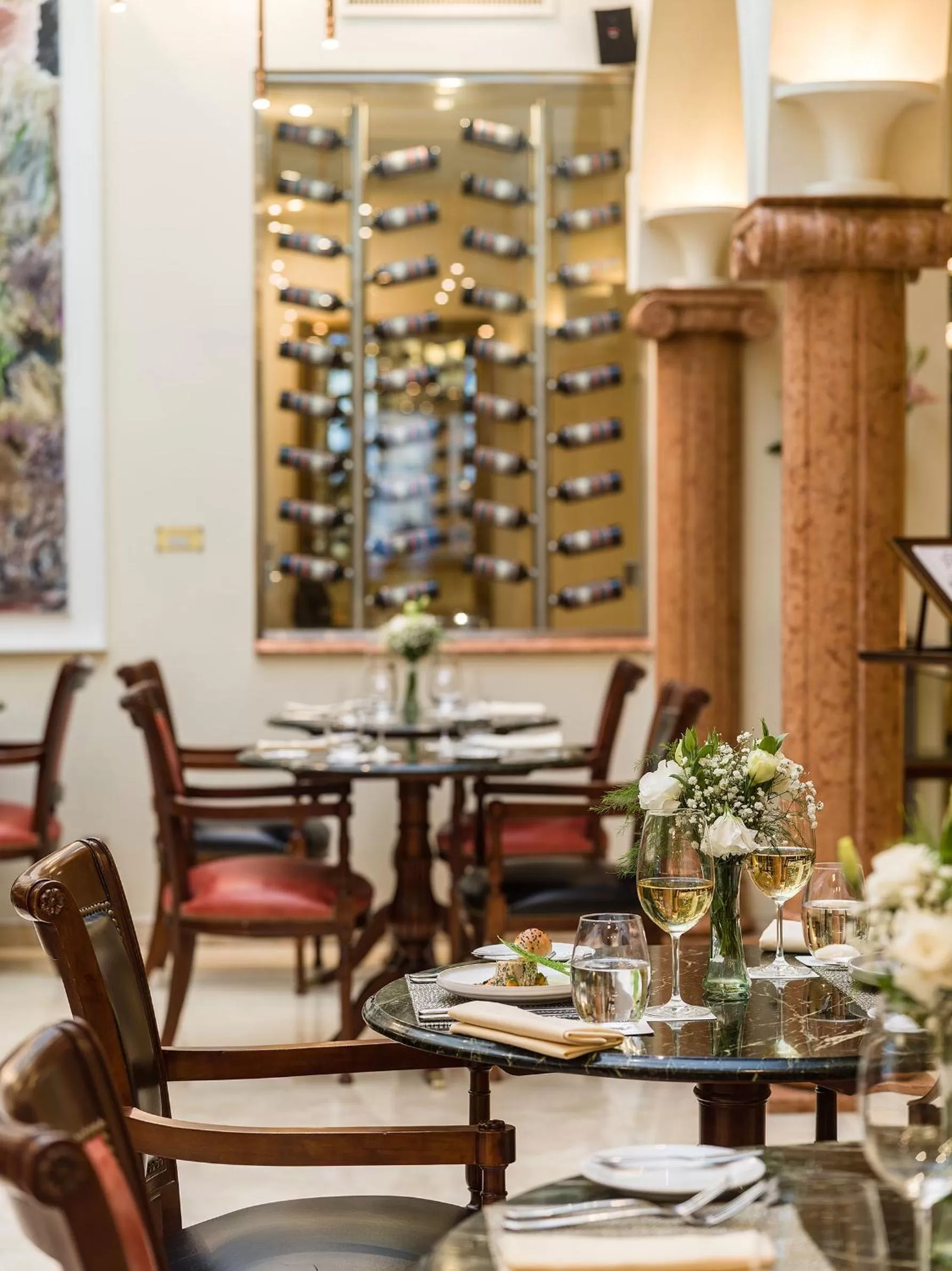 Restaurant/places to eat in Melia Recoleta Plaza Hotel