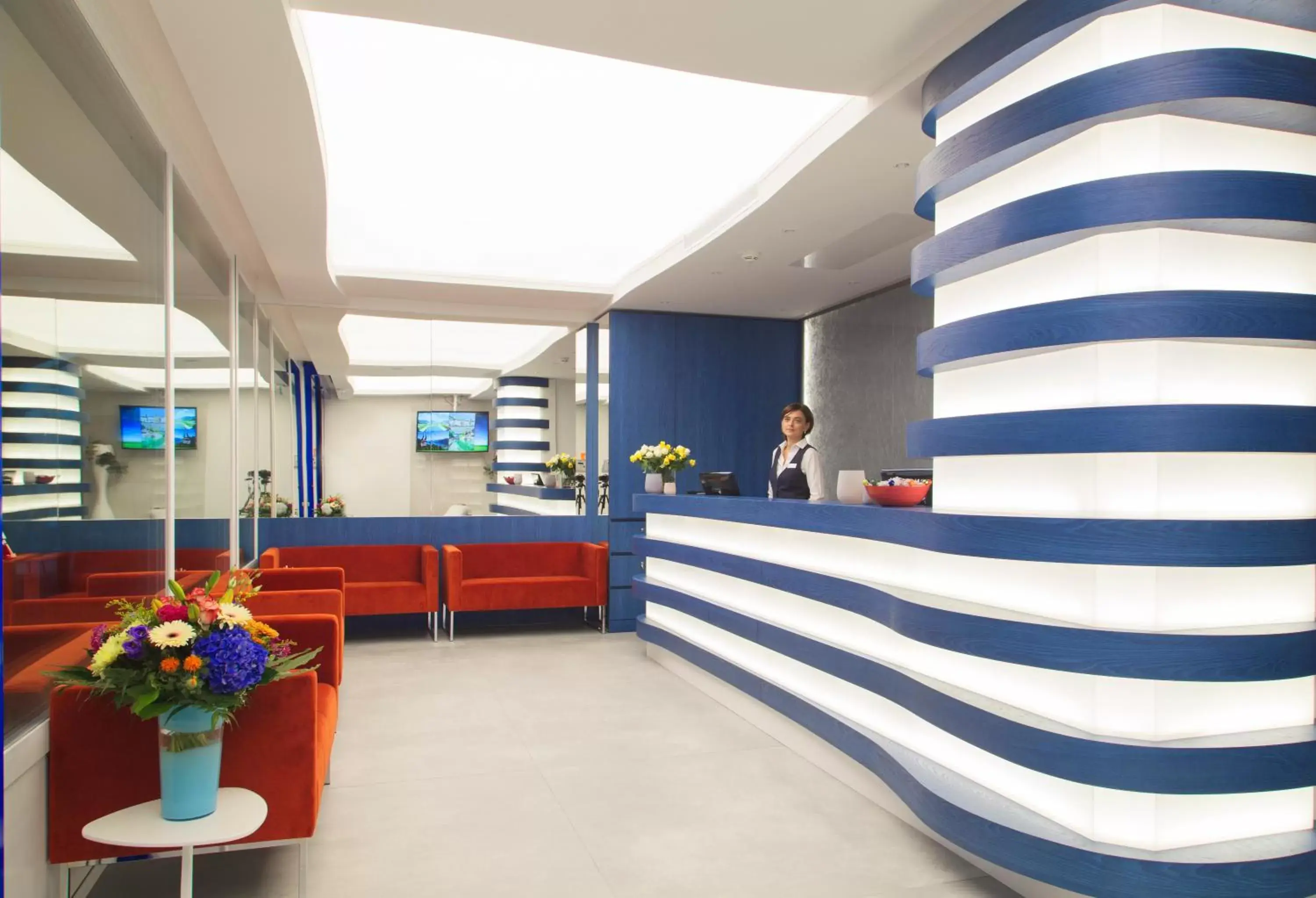 Lobby or reception in Hotel City Locarno Lobby or reception in Hotel City Locarno