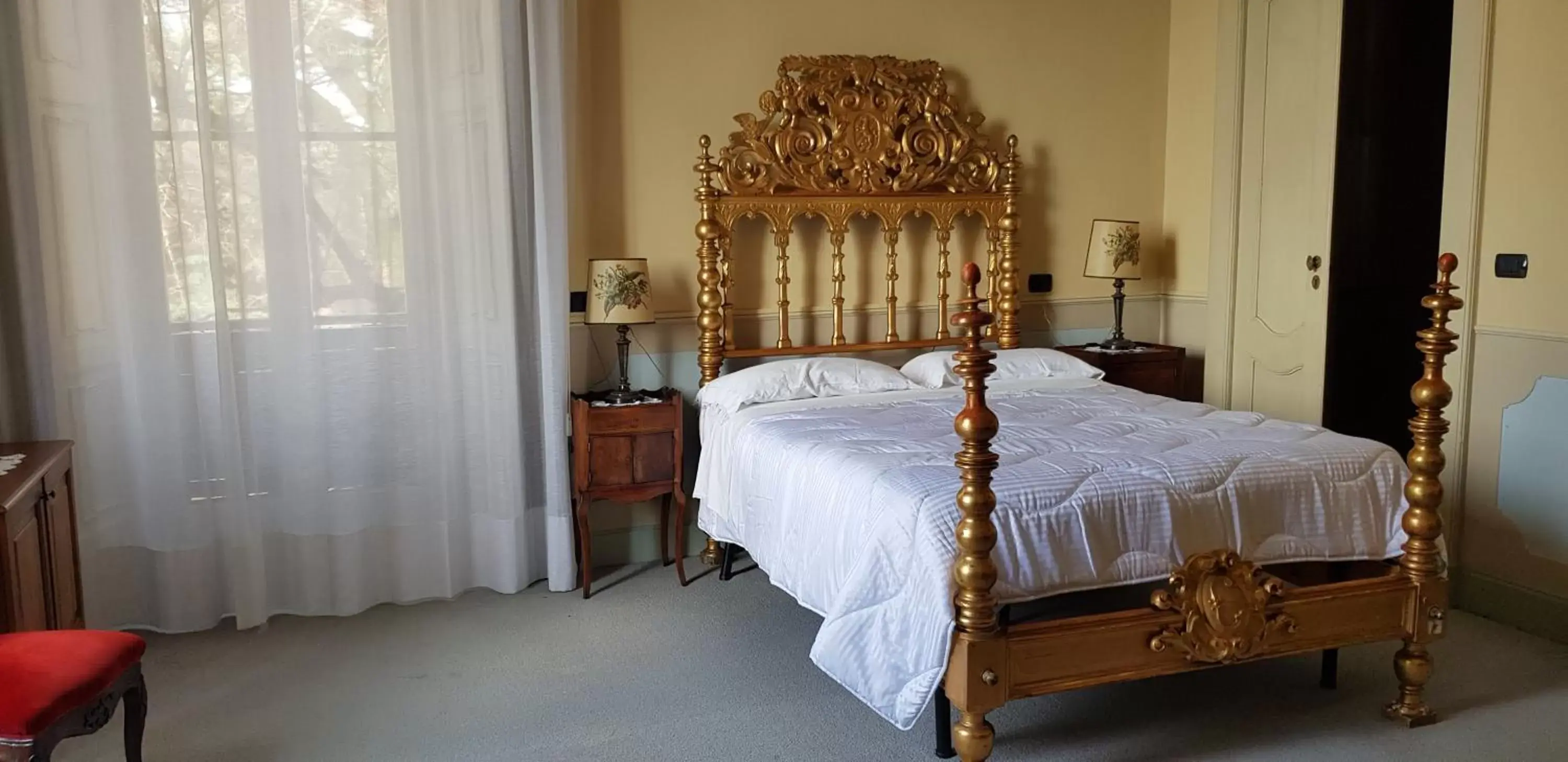 Bed in Villa Cagnola