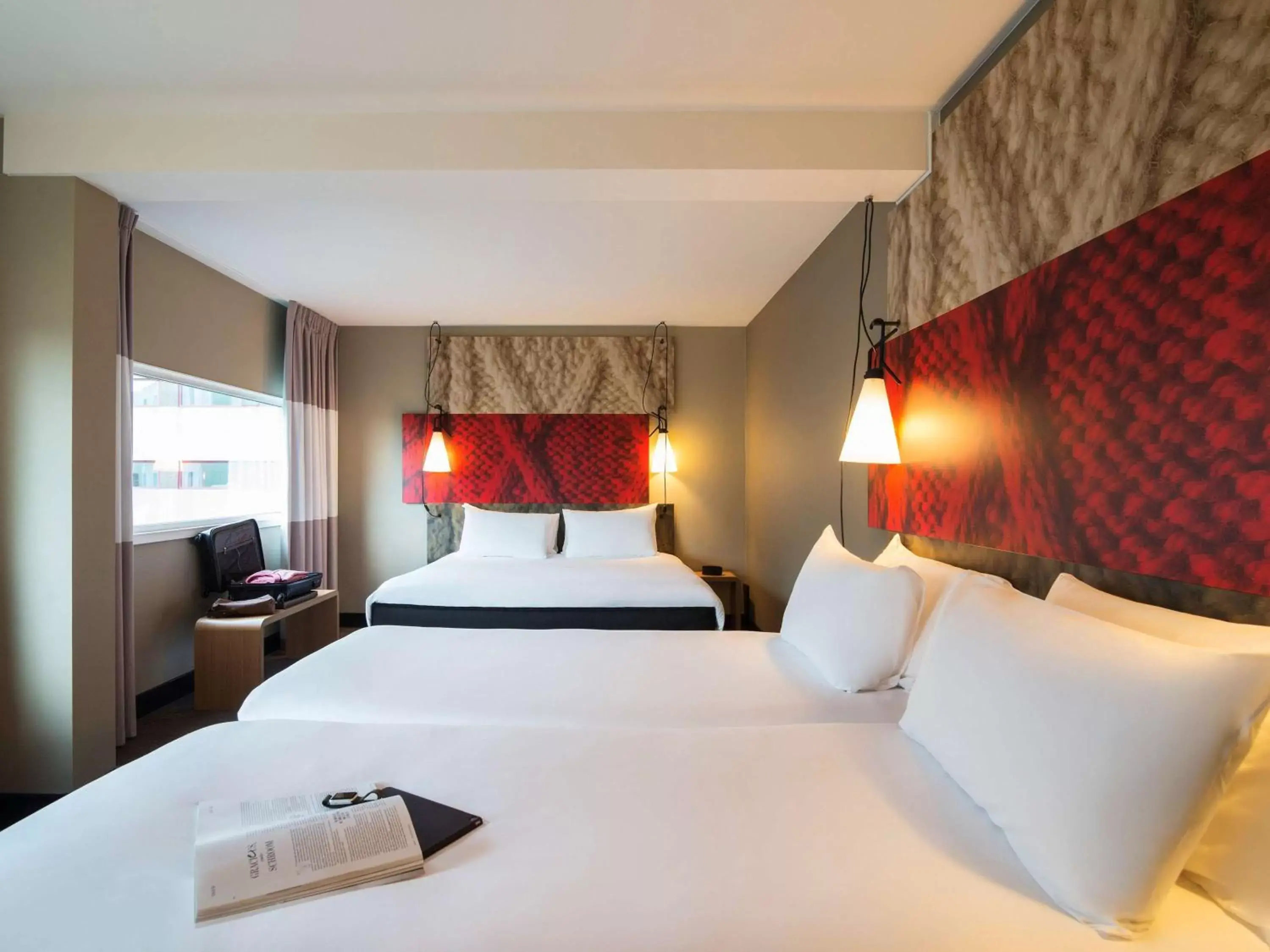 Photo of the whole room, Bed in Ibis Schiphol Amsterdam Airport