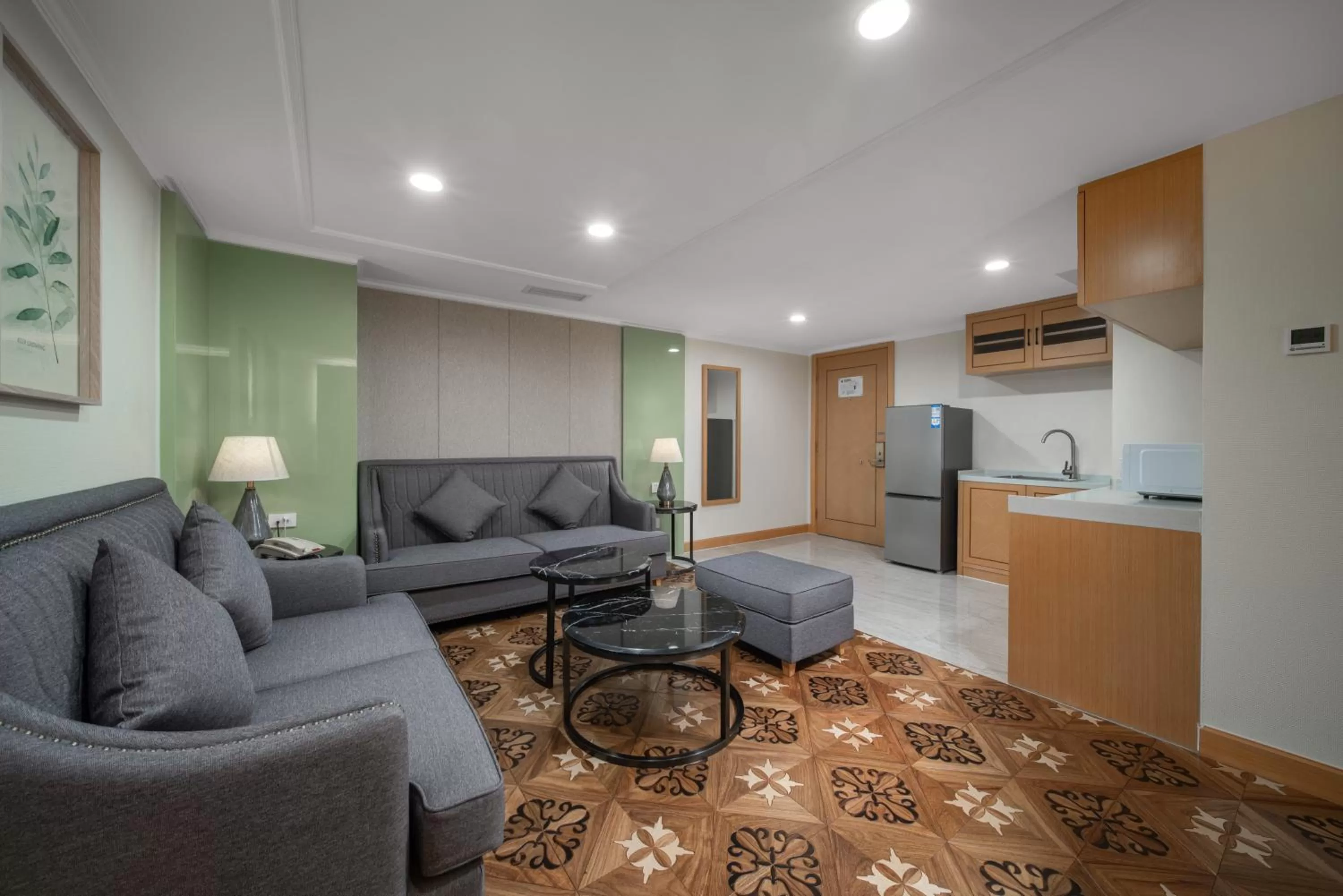 Living room in Holiday Inn Beijing Chang An West by IHG