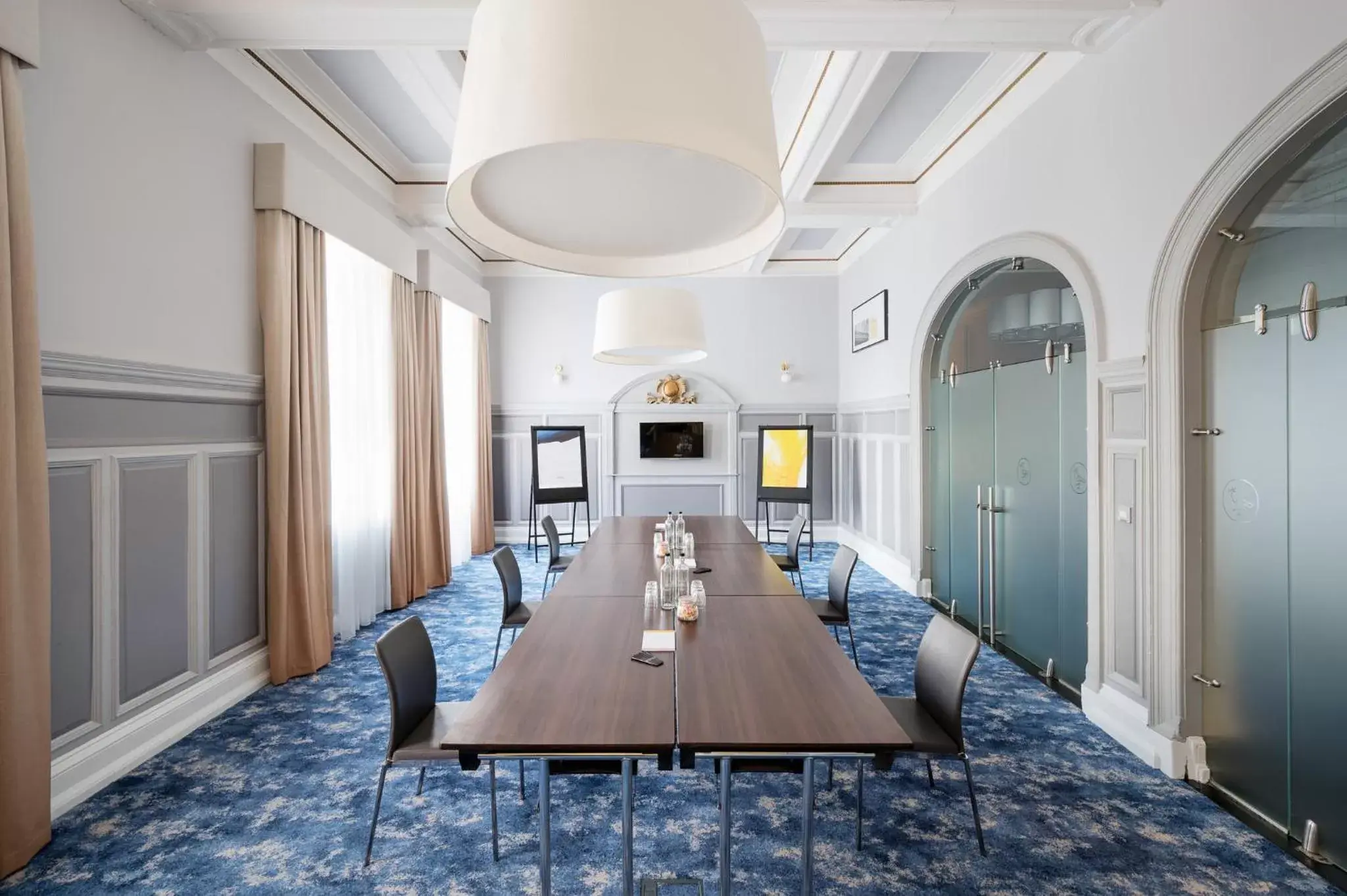 Meeting/conference room in voco Grand Central - Glasgow, an IHG Hotel