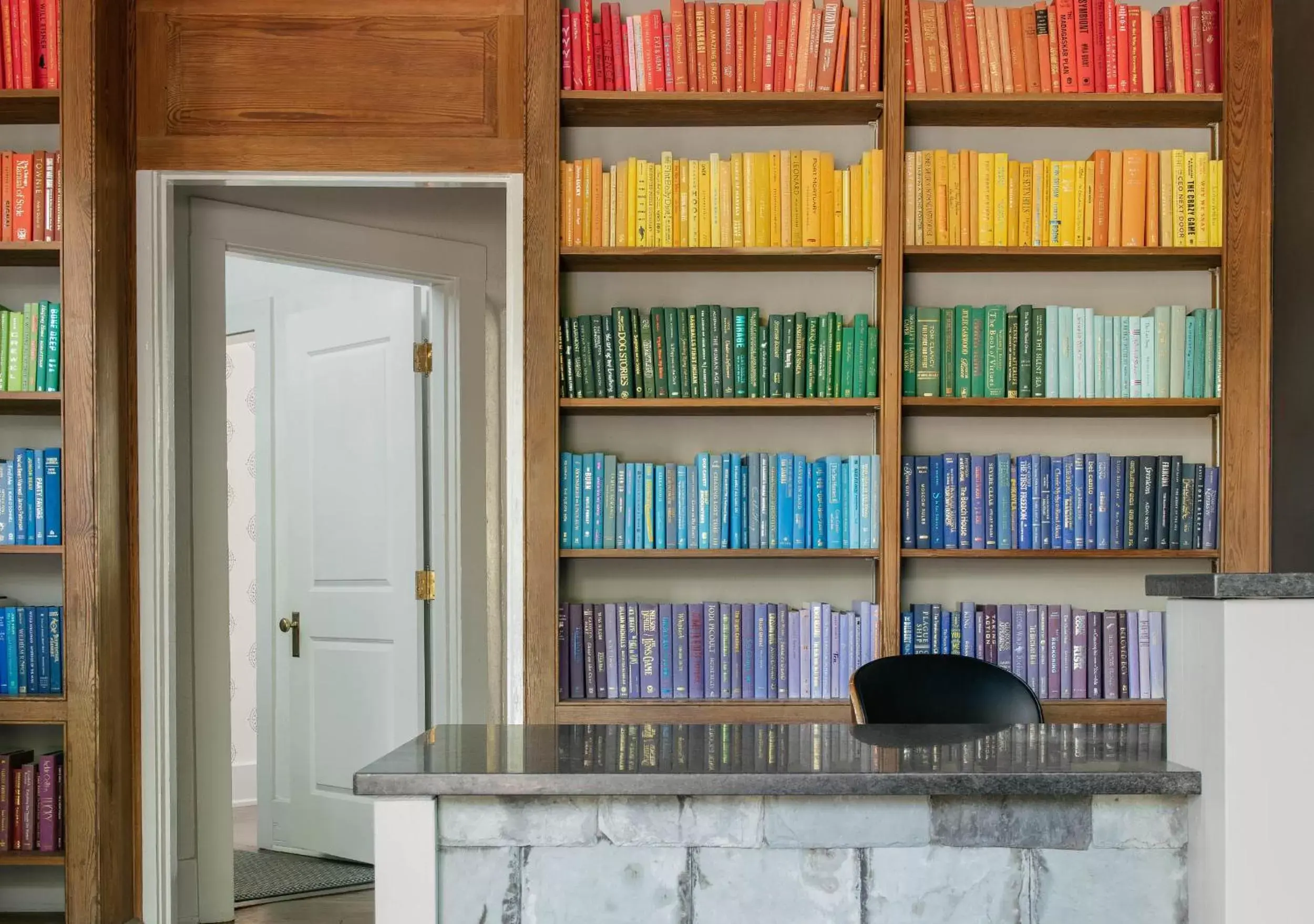 Lobby or reception, Library in Oakhurst Inn