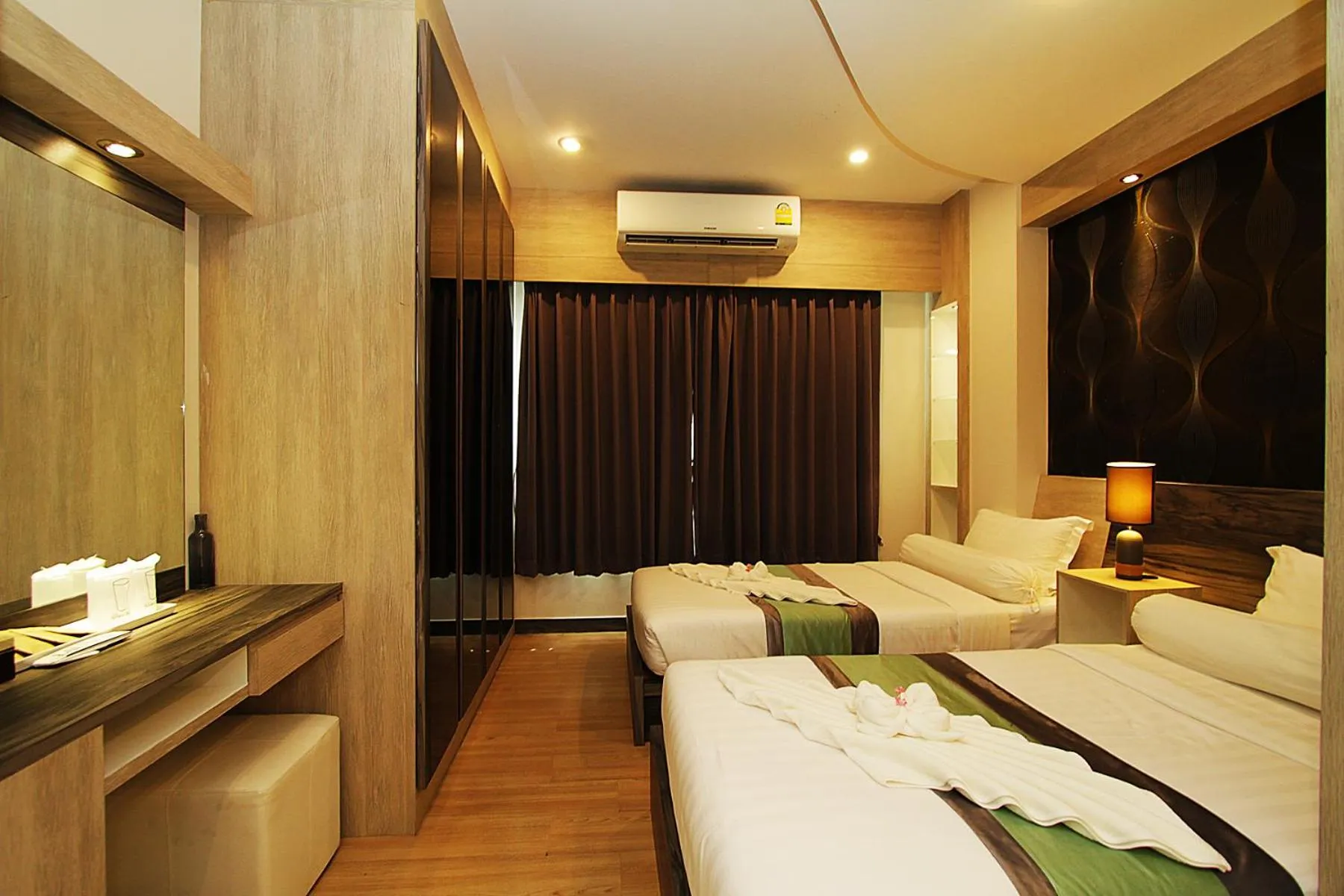 Bed in The Contrast i Hotel