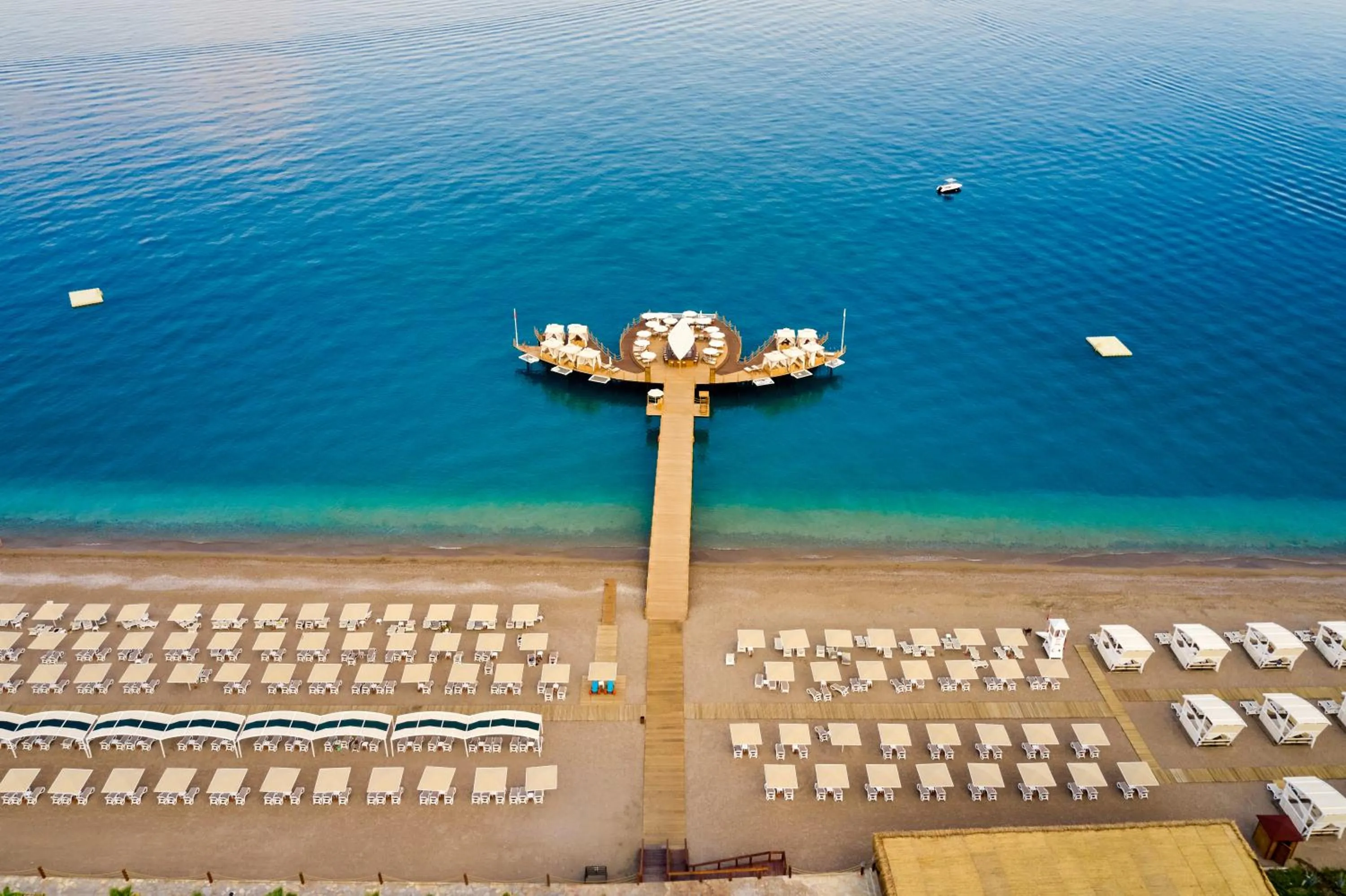 Beach in Mövenpick Resort Antalya Tekirova - Ultra All Inclusive