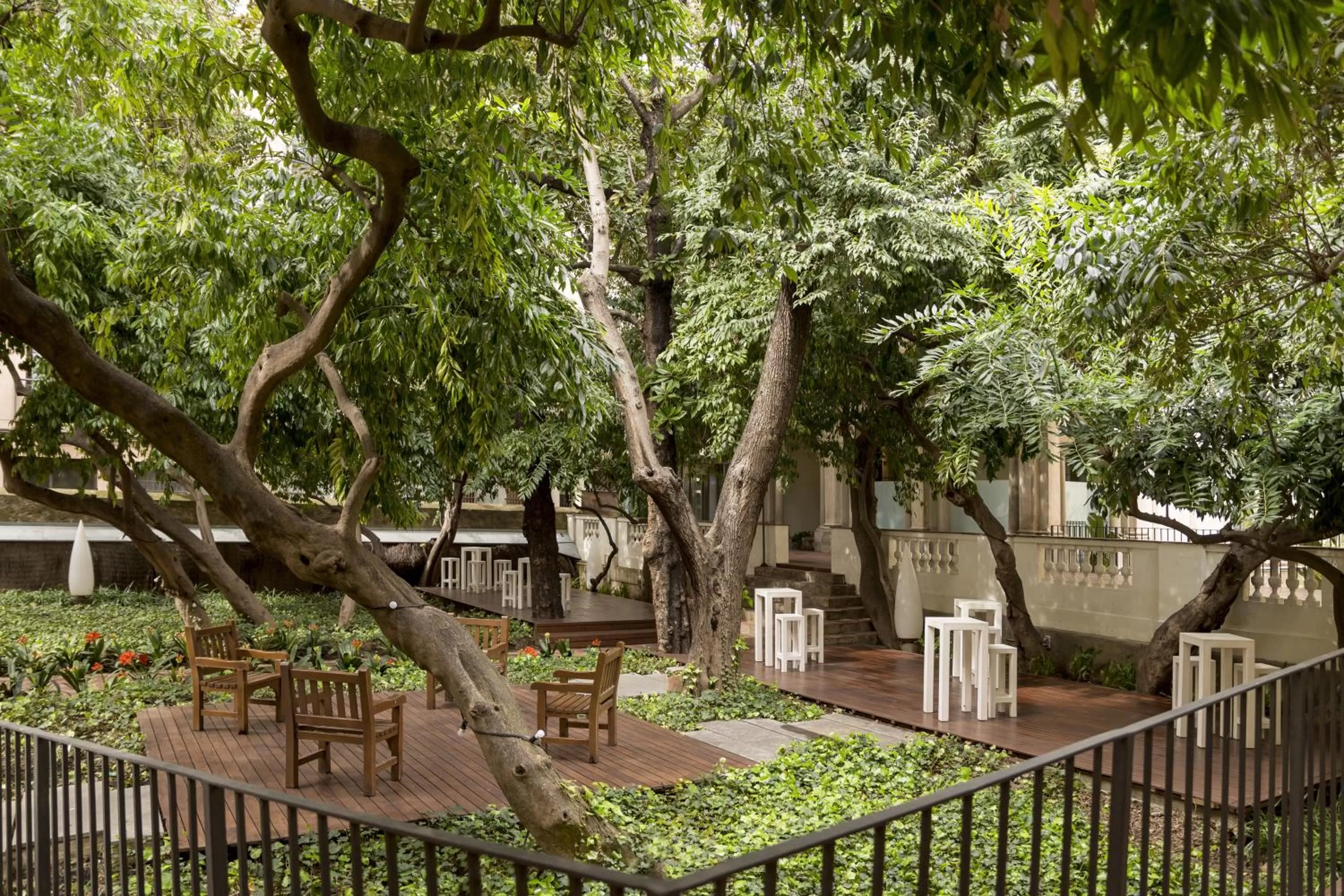 Garden in Petit Palace Boqueria Garden