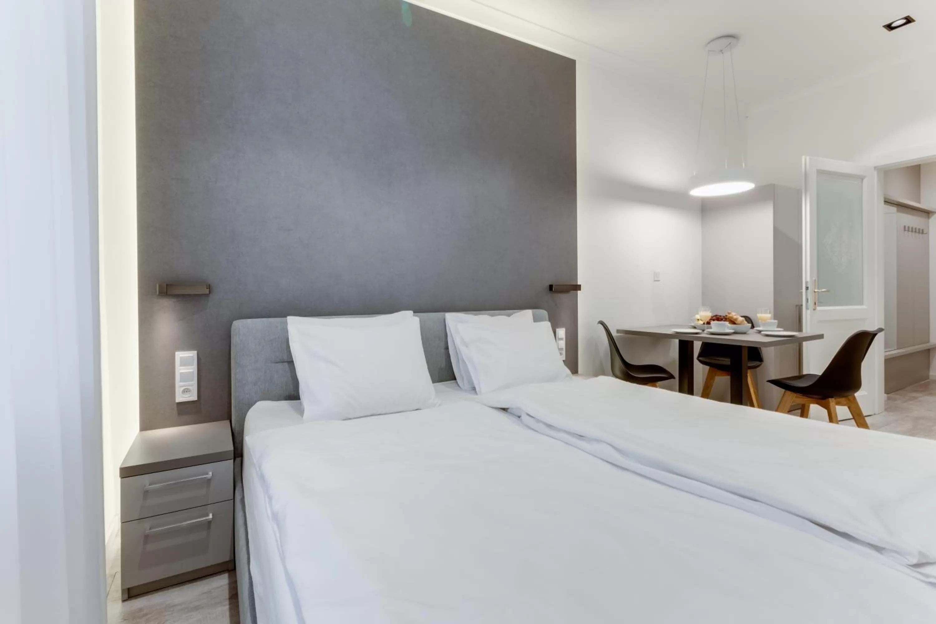 Bed in Lampi Aparthotel Prague