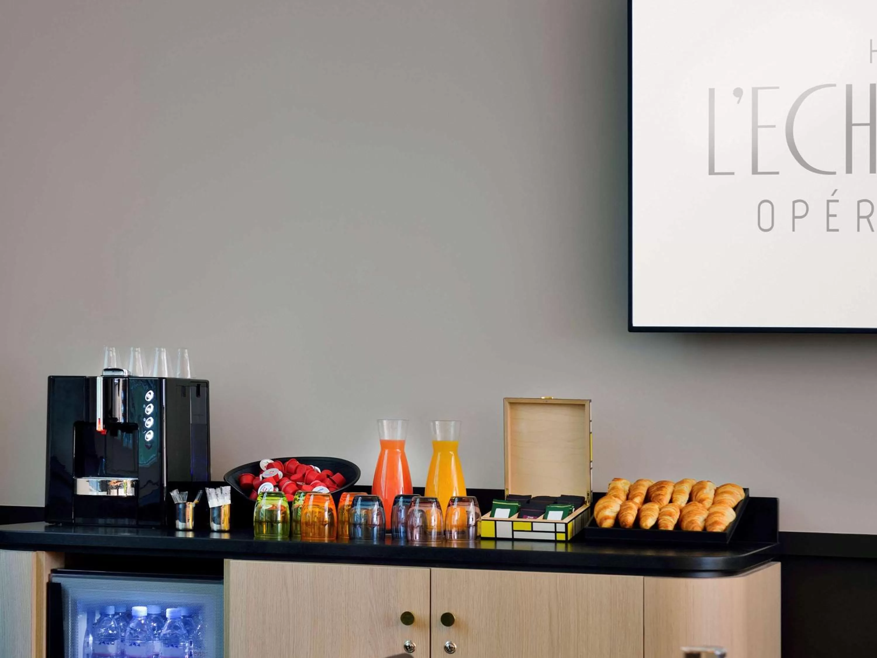 On site in l'Echiquier Opéra Hotel Paris - MGallery Collection