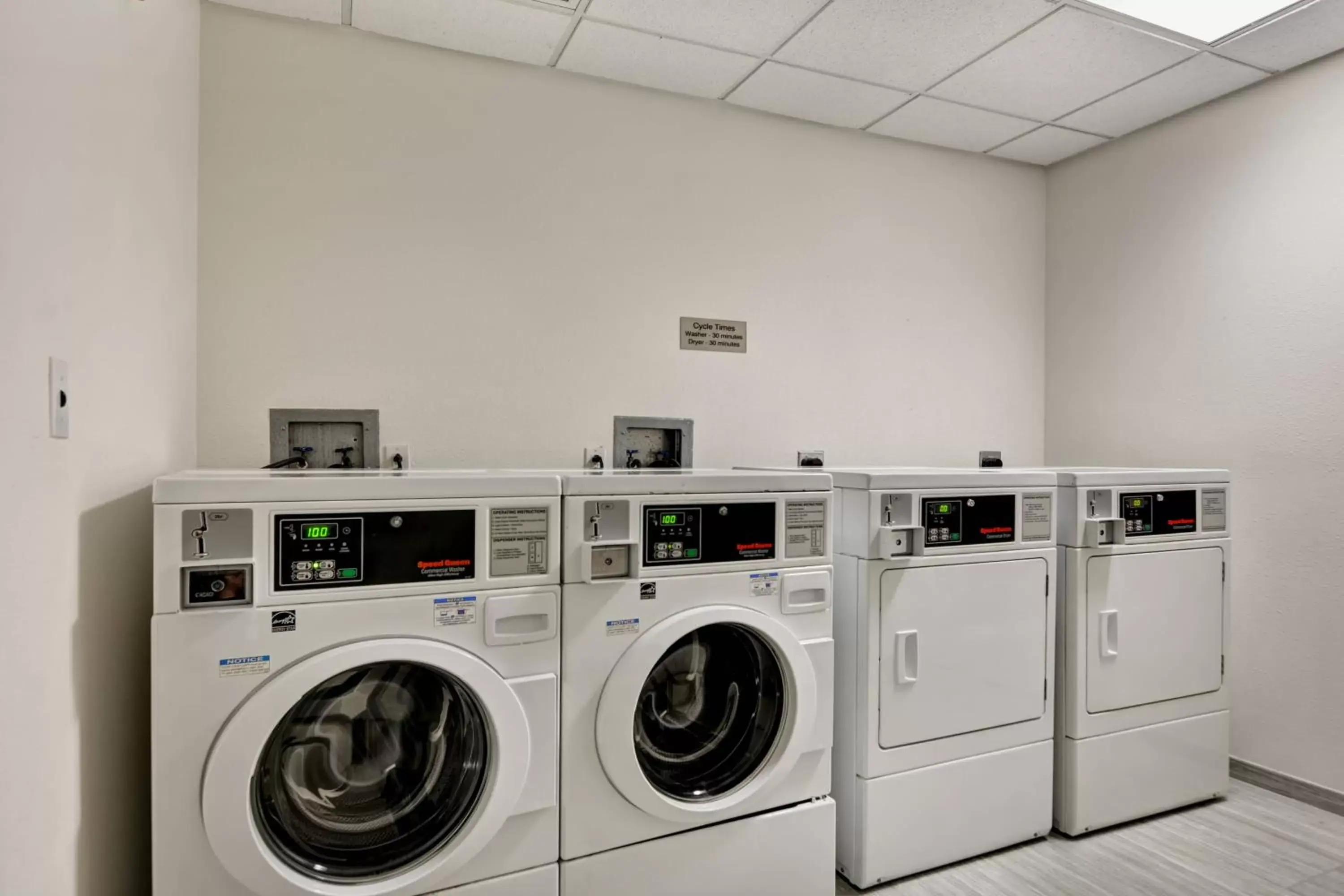 Other, Kitchen/Kitchenette in SpringHill Suites by Marriott Cincinnati Midtown