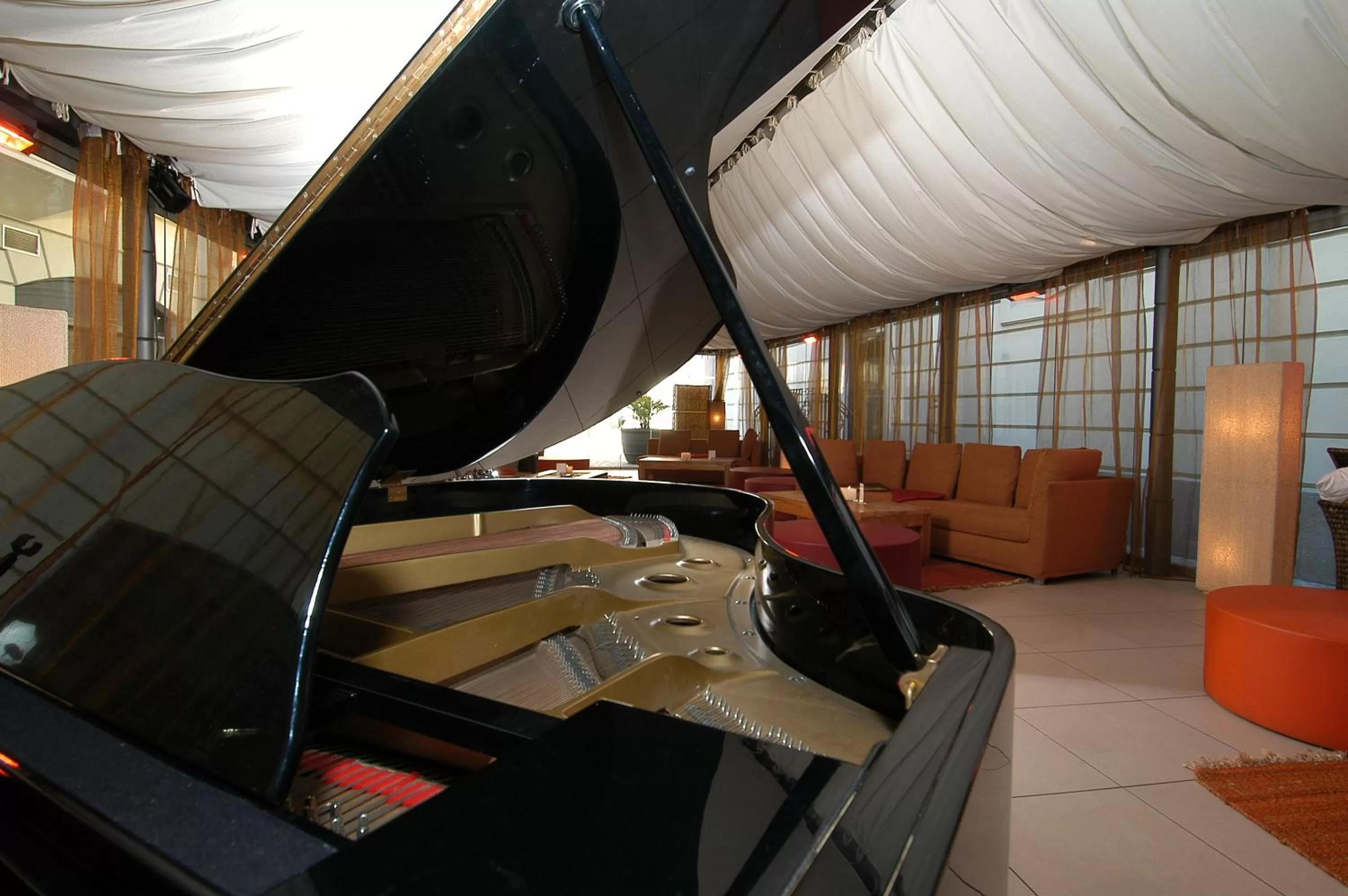 Area and facilities in Grand Visconti Palace