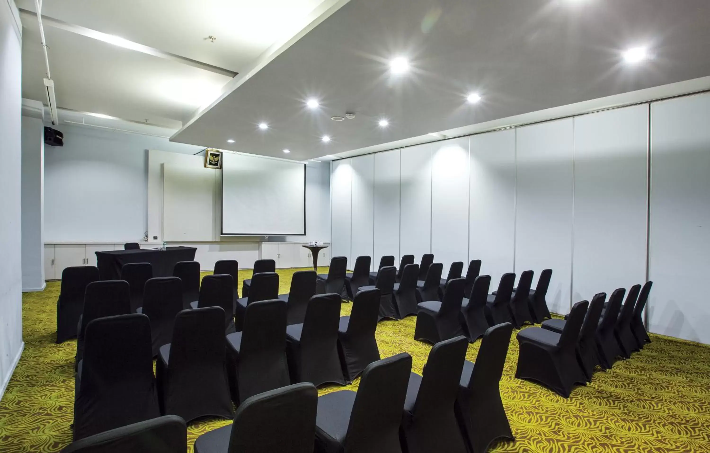 Meeting/conference room in Sparks Life Jakarta, ARTOTEL Curated