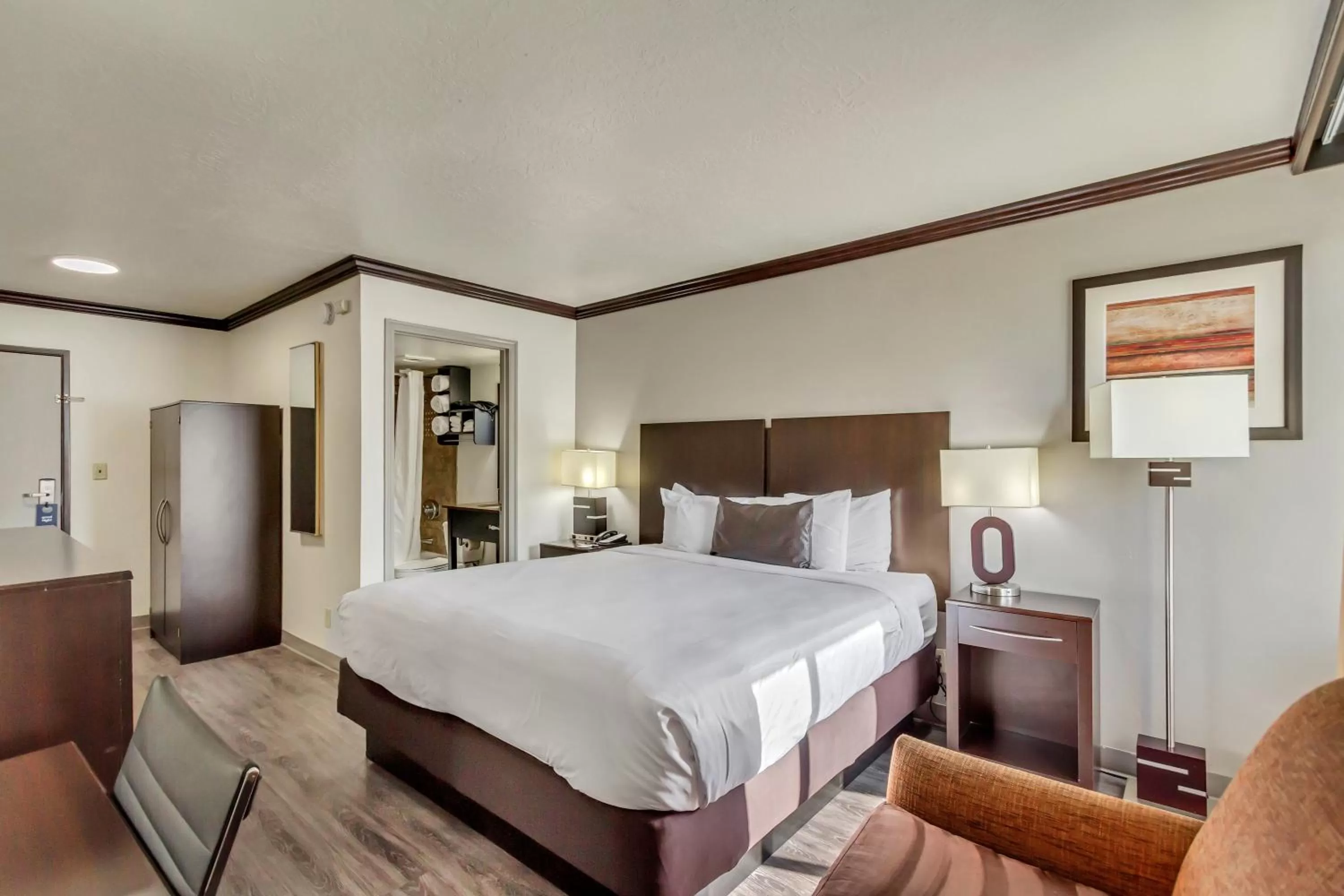 Bed in Park Inn by Radisson, Salt Lake City-Midvale