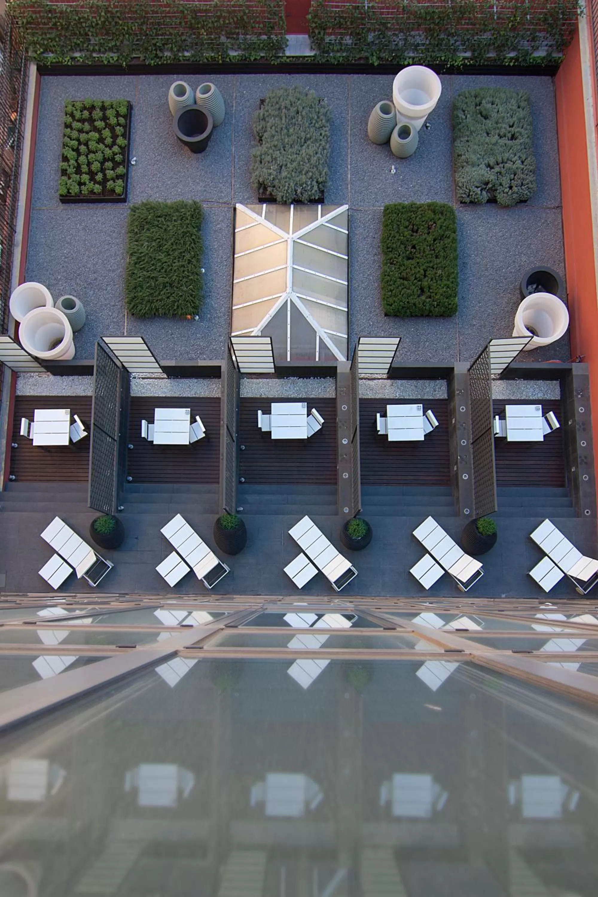 Facade/entrance in Sixtytwo Hotel