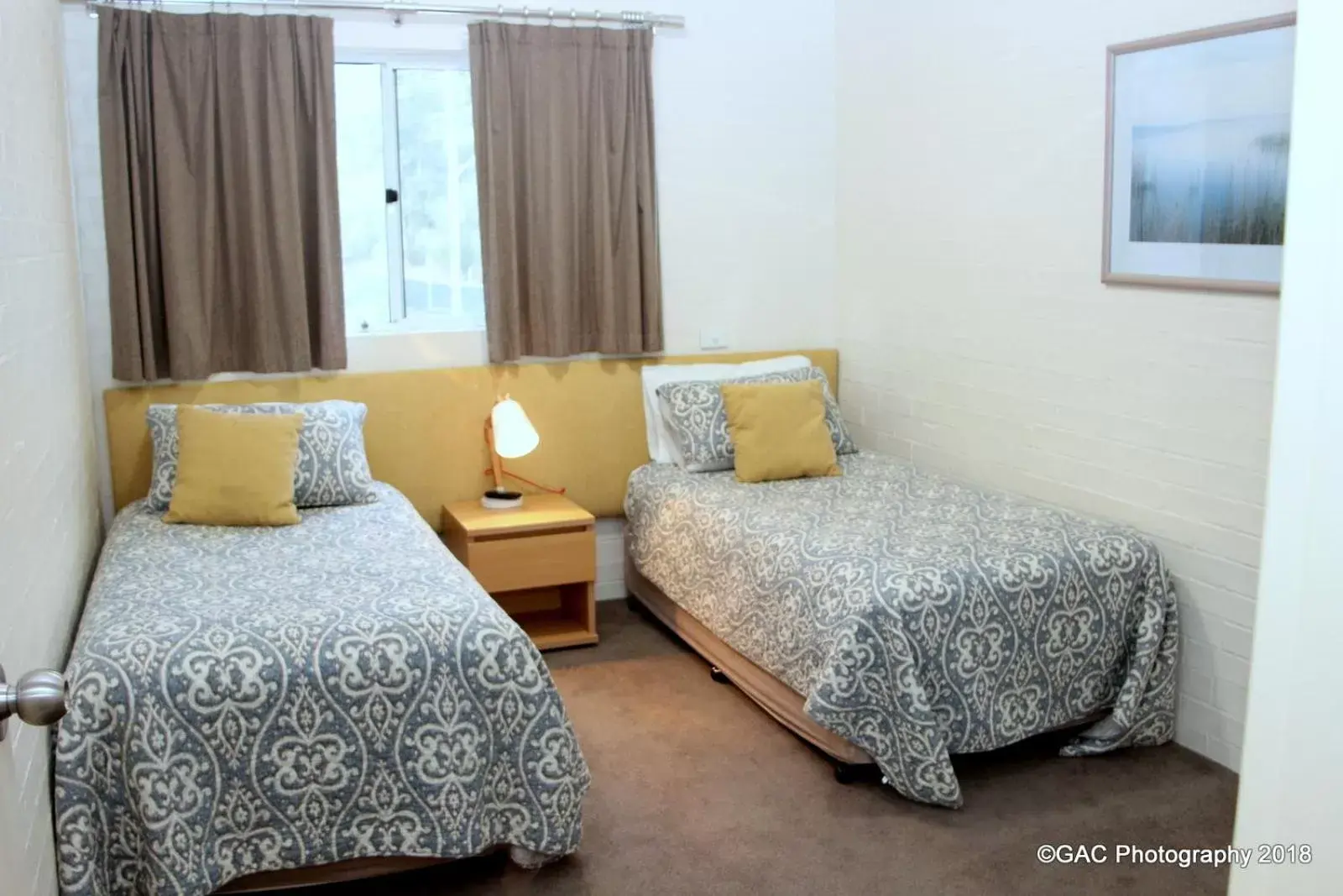 Bed in Mollymook Cove Apartments