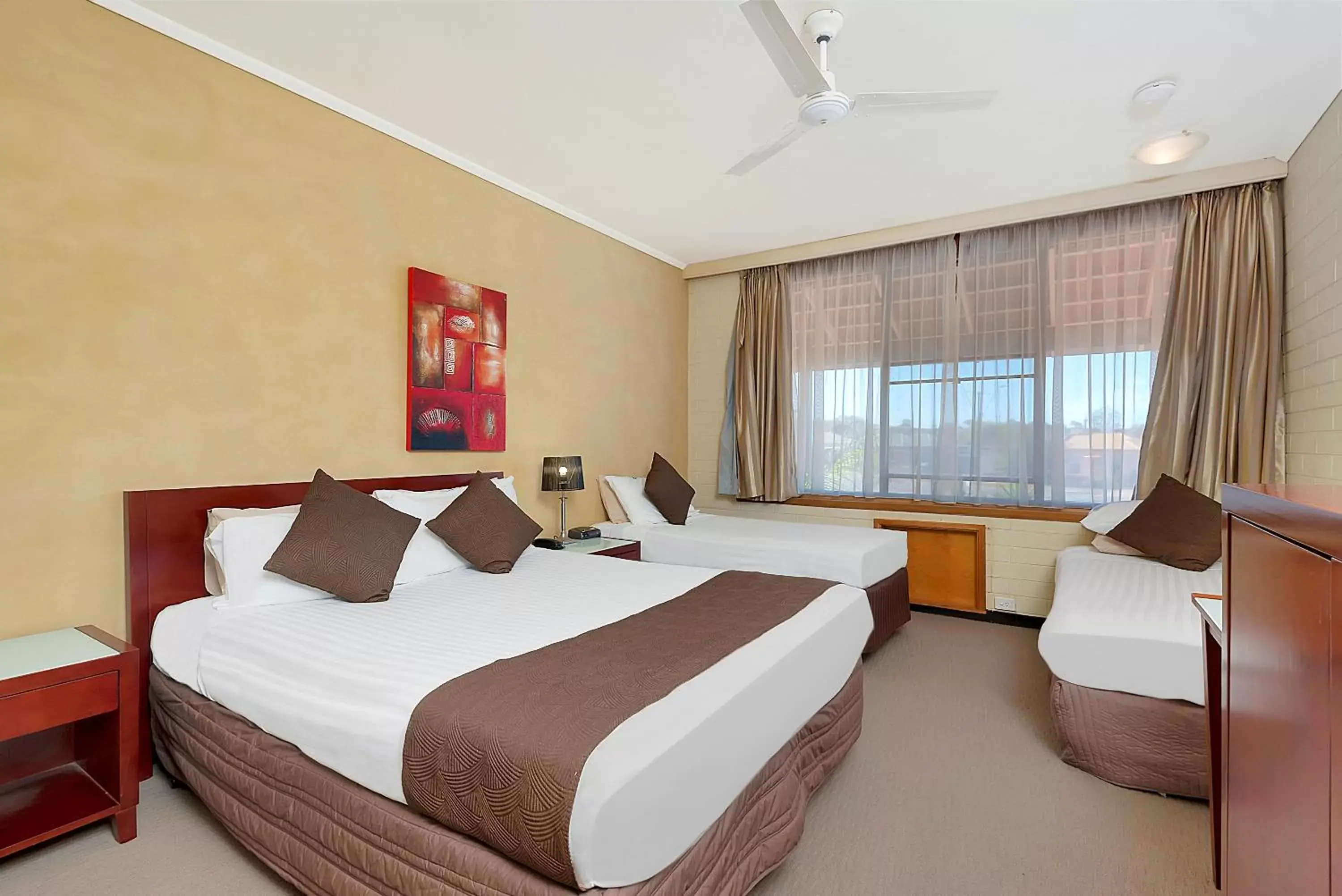 Bedroom, Bed in Comfort Inn Whyalla