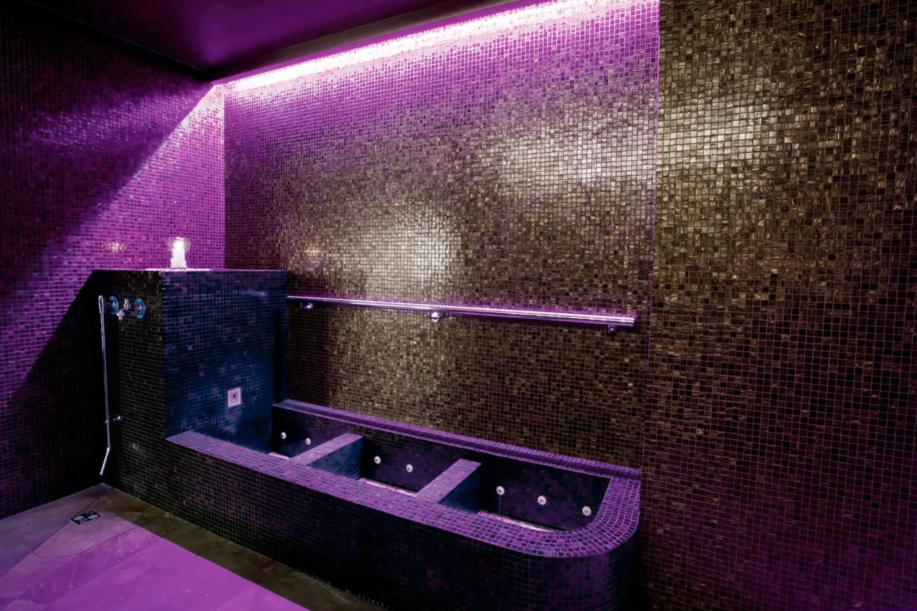 Spa and wellness centre/facilities in Hotel Dei Fiori Restaurant - Meeting & Spa