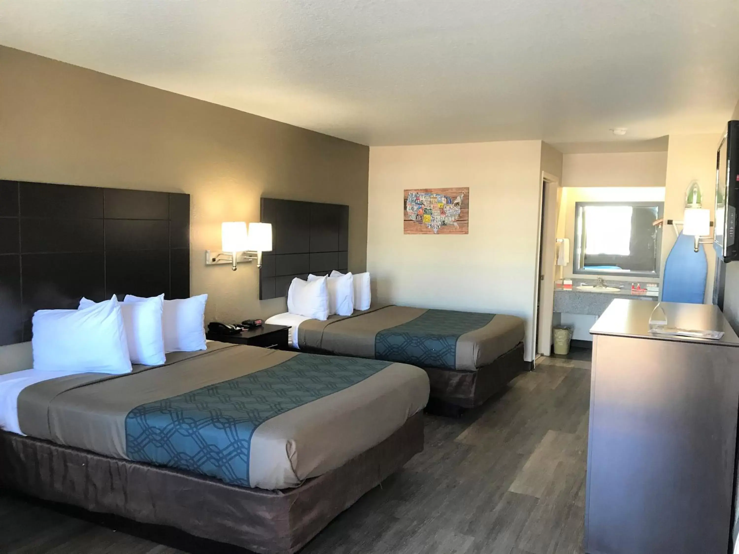 Queen Room with Two Queen Beds - Accessible/Non-Smoking  in Econo Lodge Near Lackland Air Force Base-SeaWorld