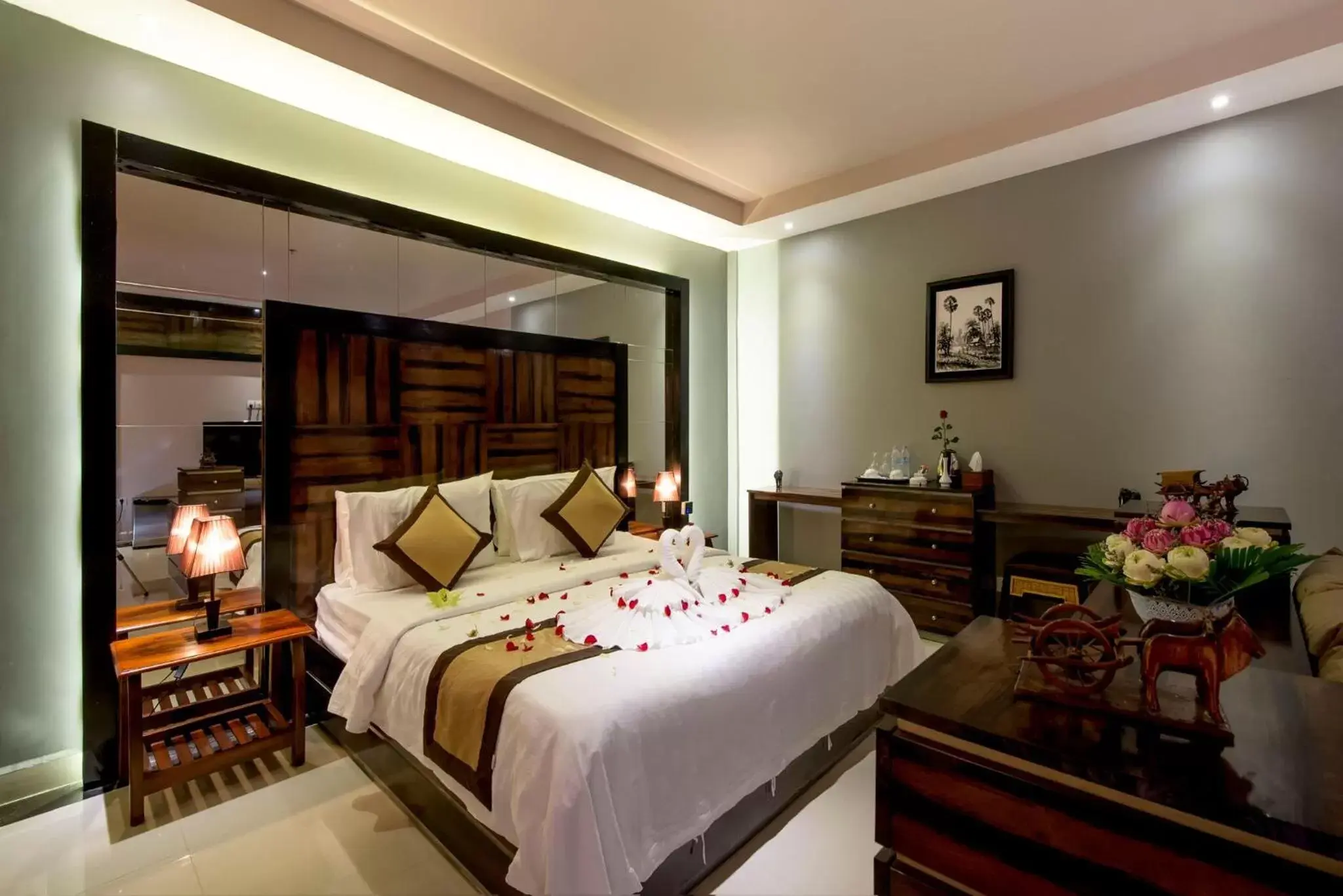 Bed in Aristocrat Residence & Hotel