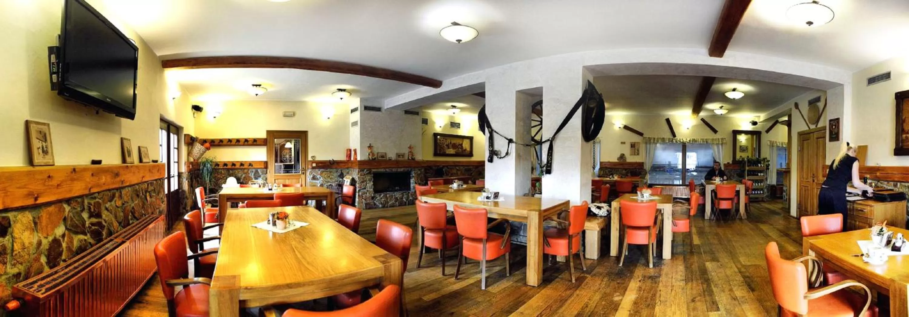 Restaurant/places to eat in Hotel Farma Vysoká