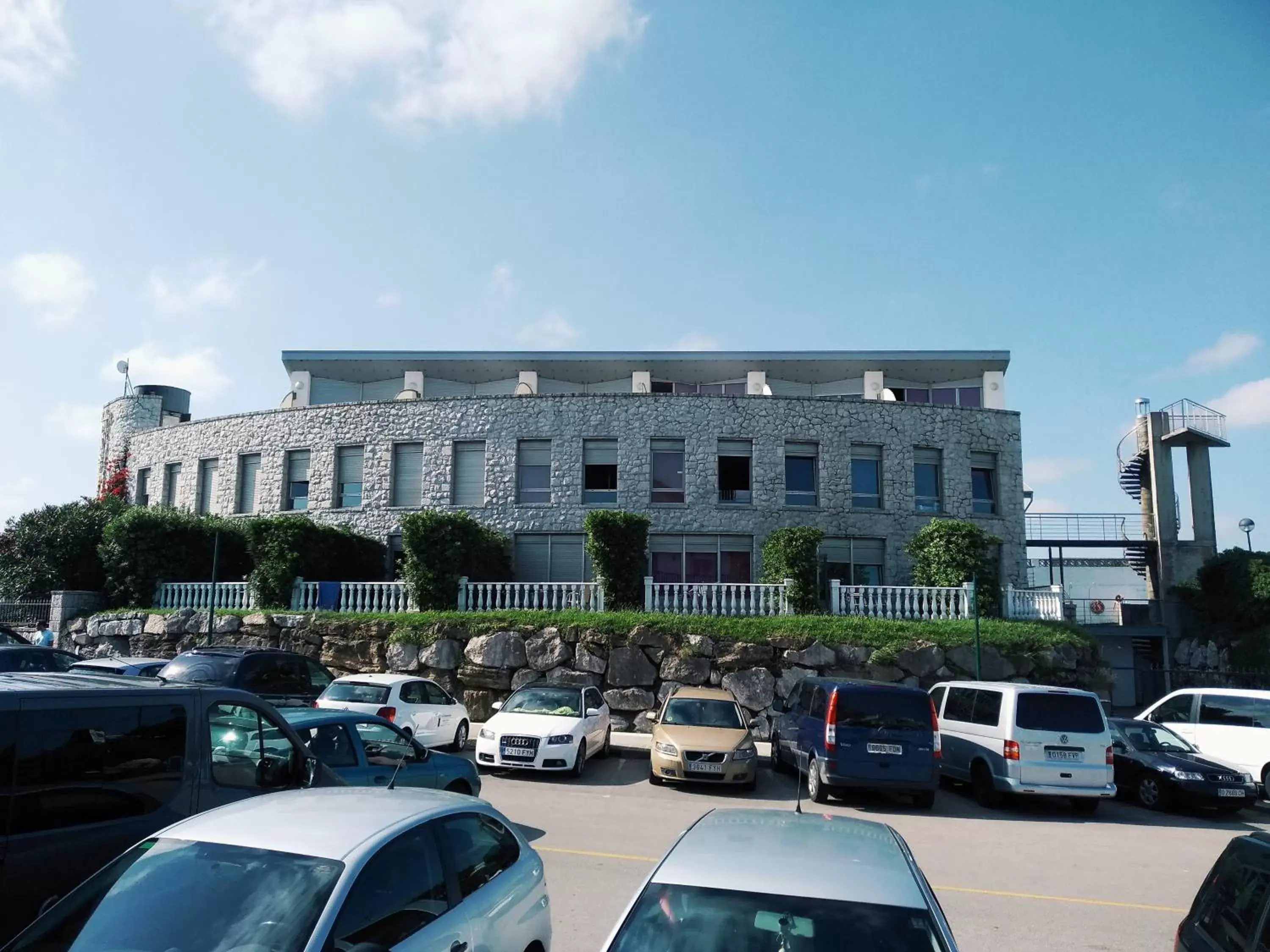 Property building in Apartamentos El Caserio Property building in Apartamentos El Caserio