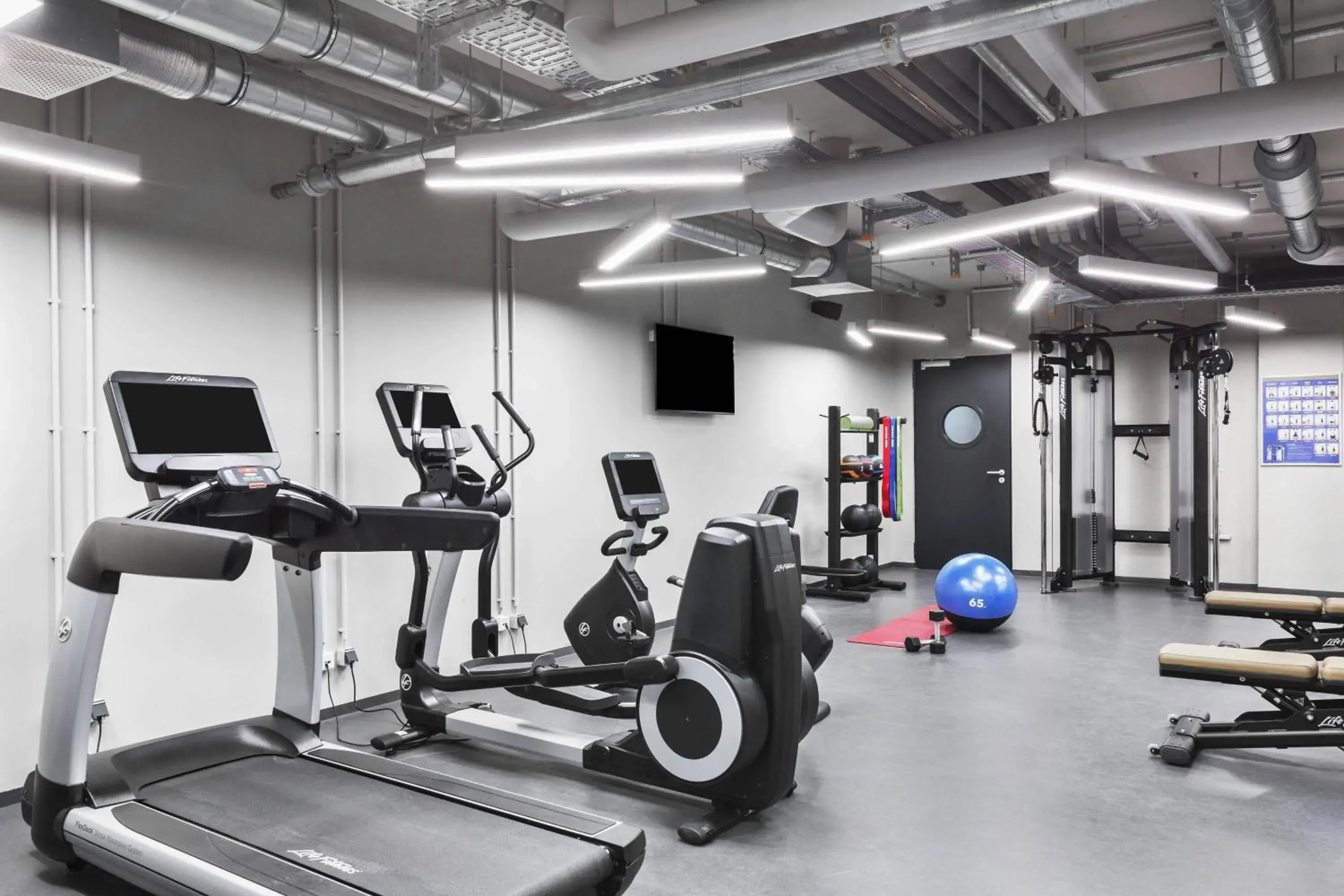 Fitness centre/facilities, Fitness Center/Facilities in Residence Inn by Marriott Munich Ostbahnhof