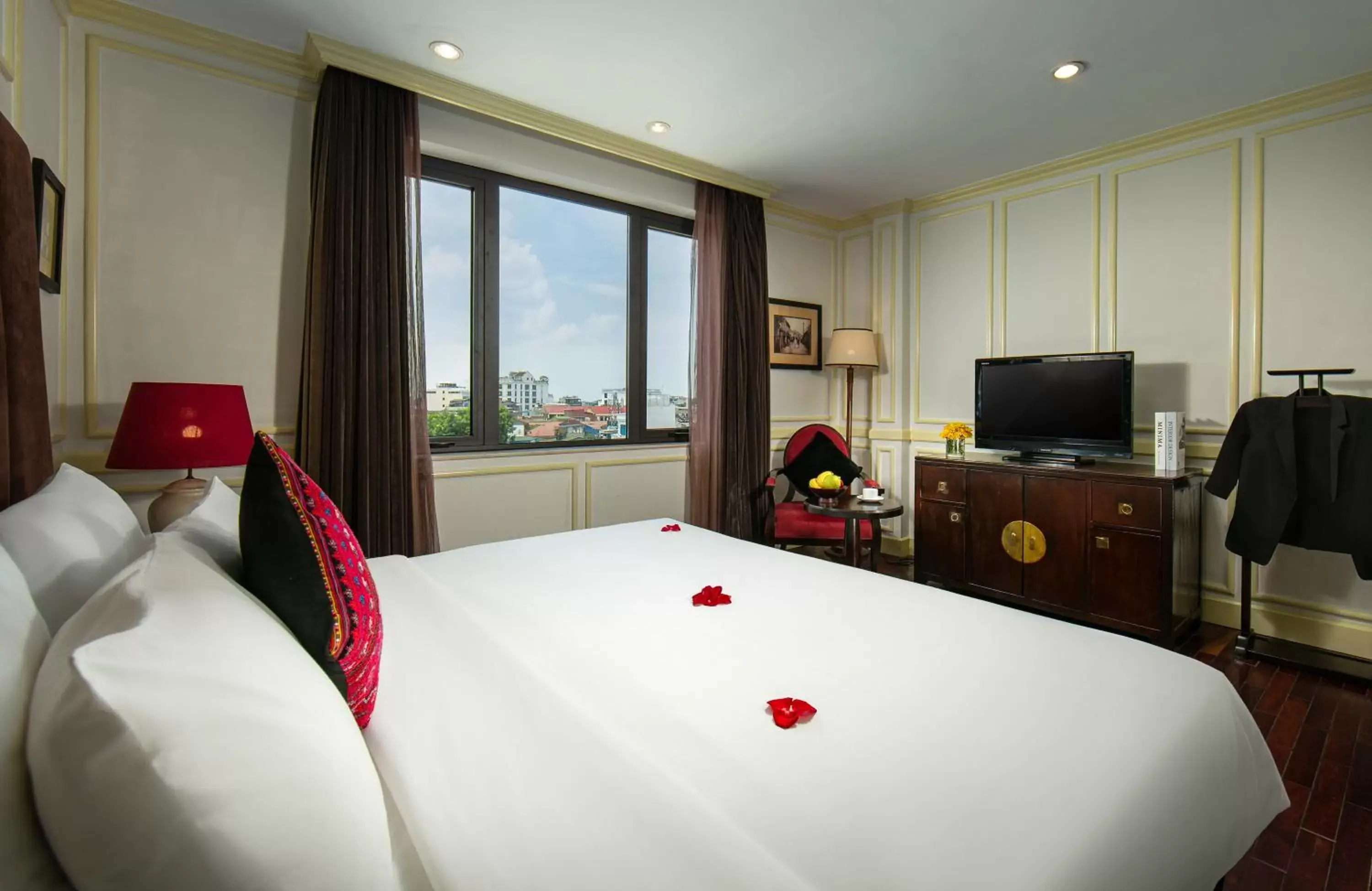 Bed in Hanoi Boutique Hotel & Spa
