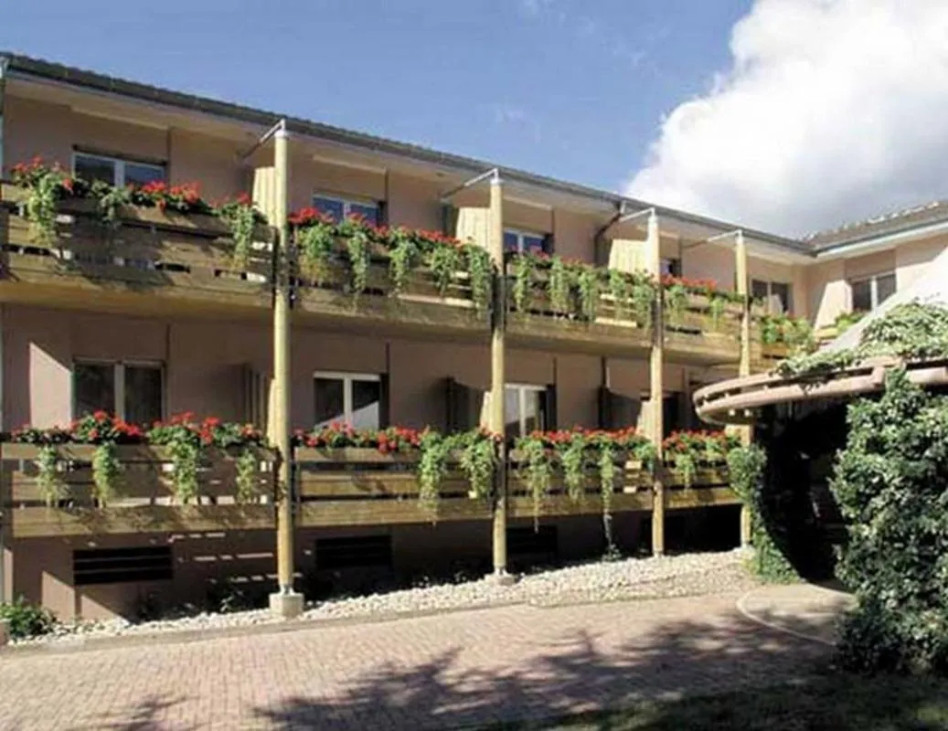 Facade/entrance in Hotel Les Remparts
