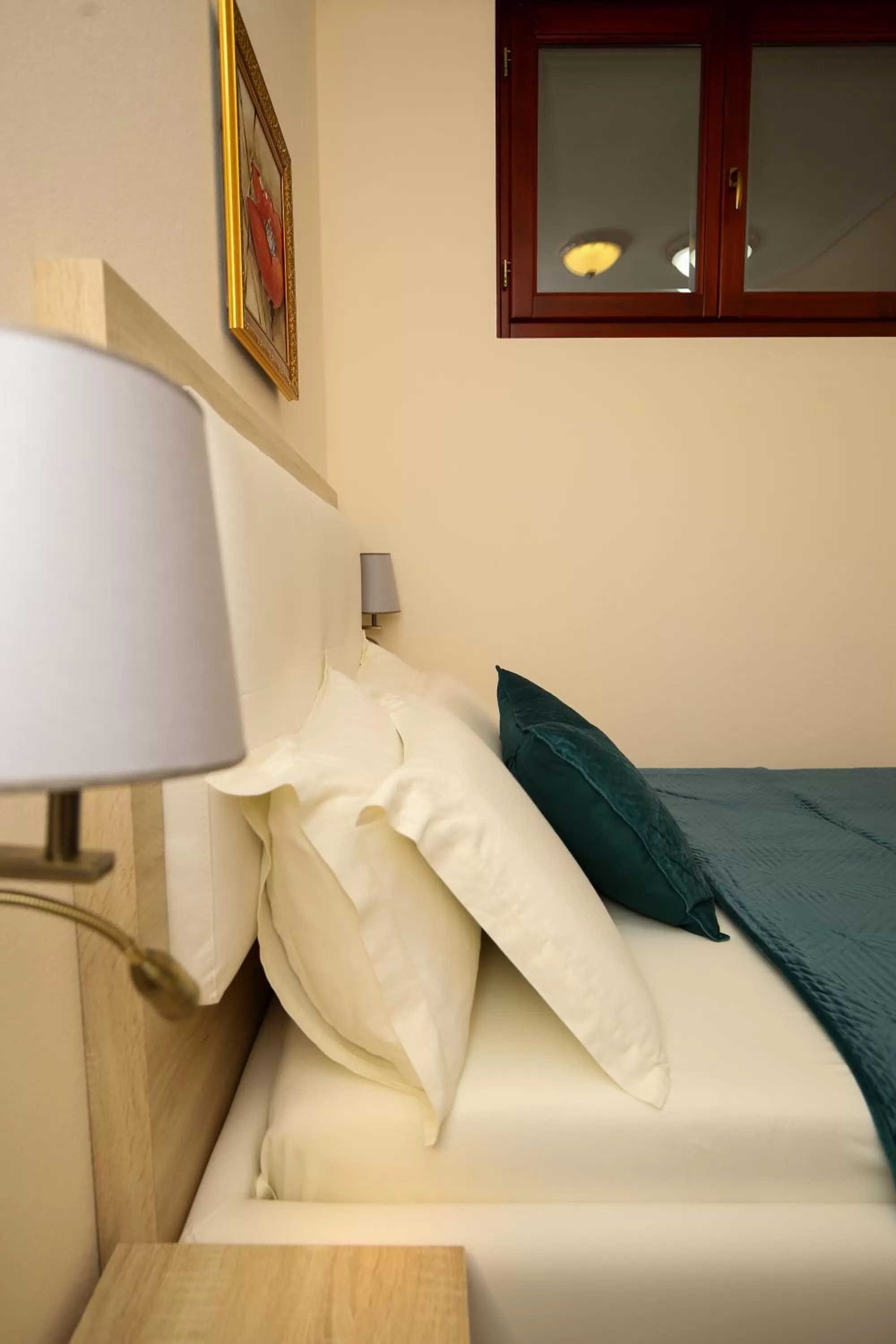 Family Room with Balcony in Hotel Rolex