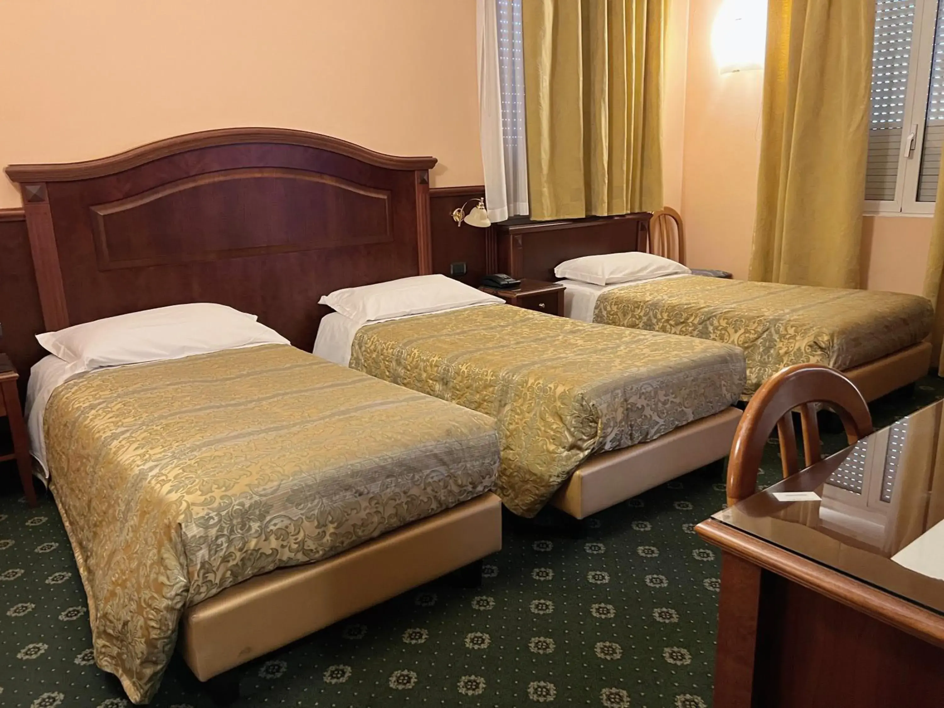 Bed in Hotel Valganna