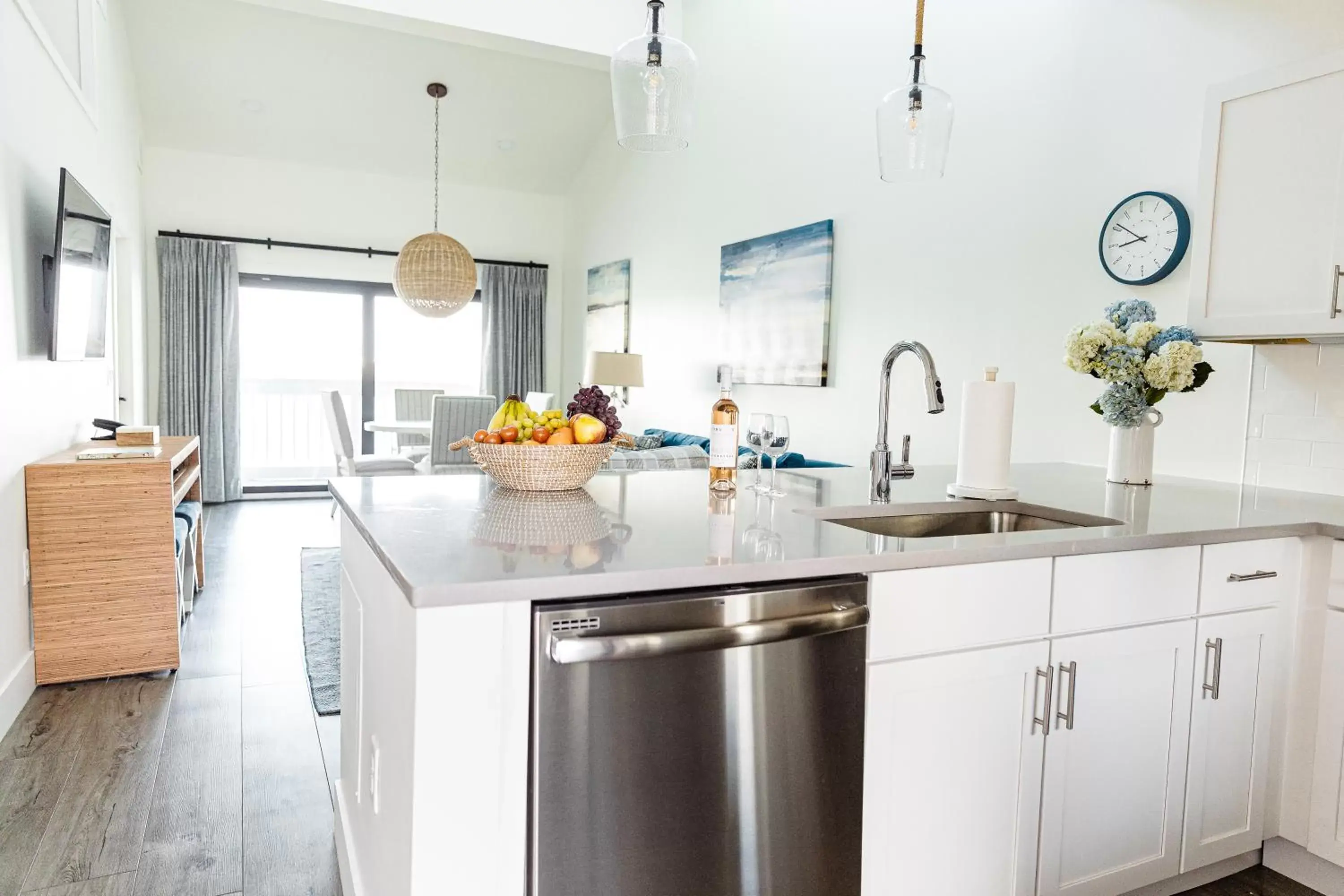 Kitchen or kitchenette, Kitchen/Kitchenette in The Suites at Fishermen's Village - 2 Bedroom Suites